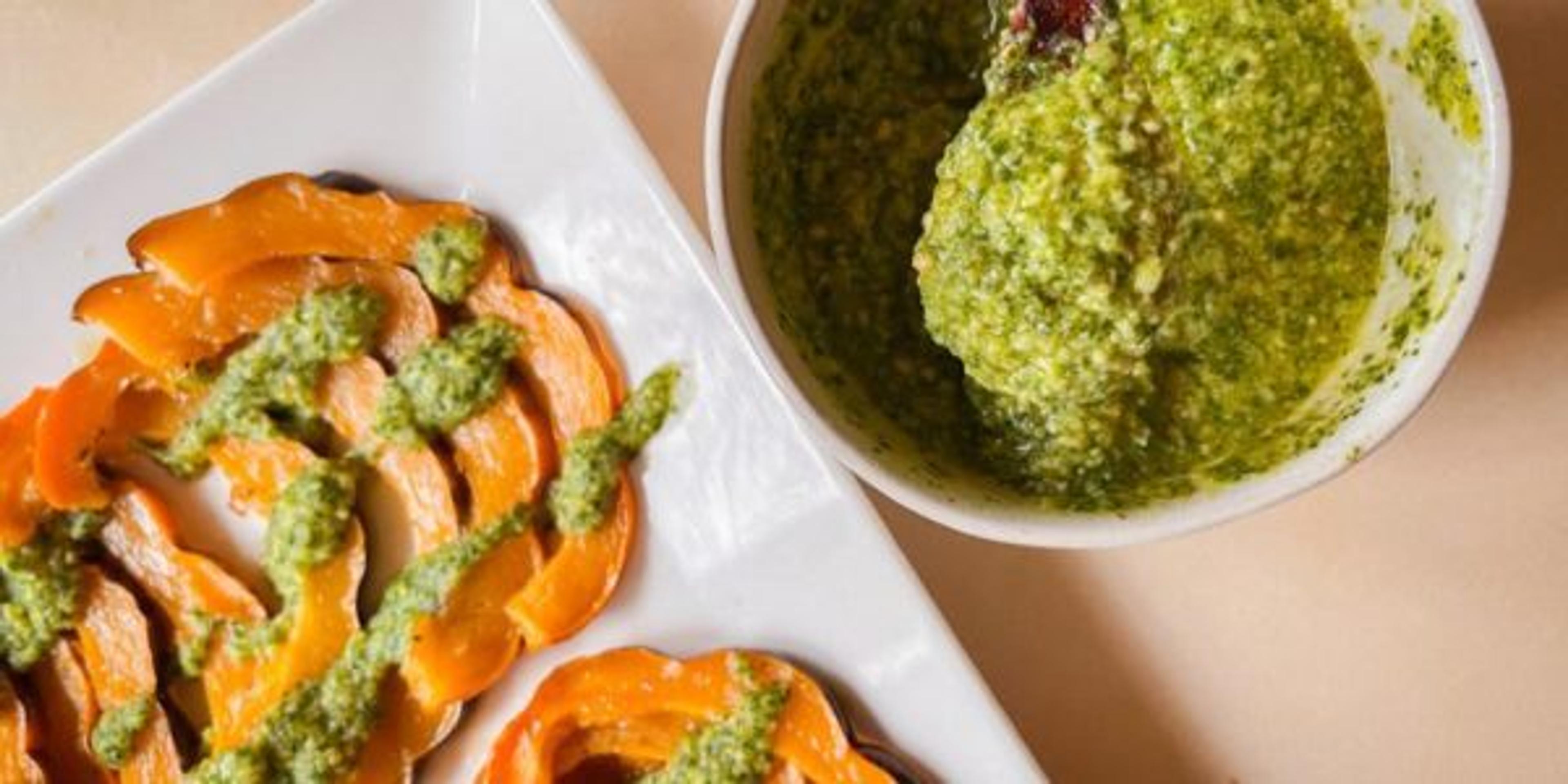 Arugula Pesto-Drizzled Roasted Acorn Squash