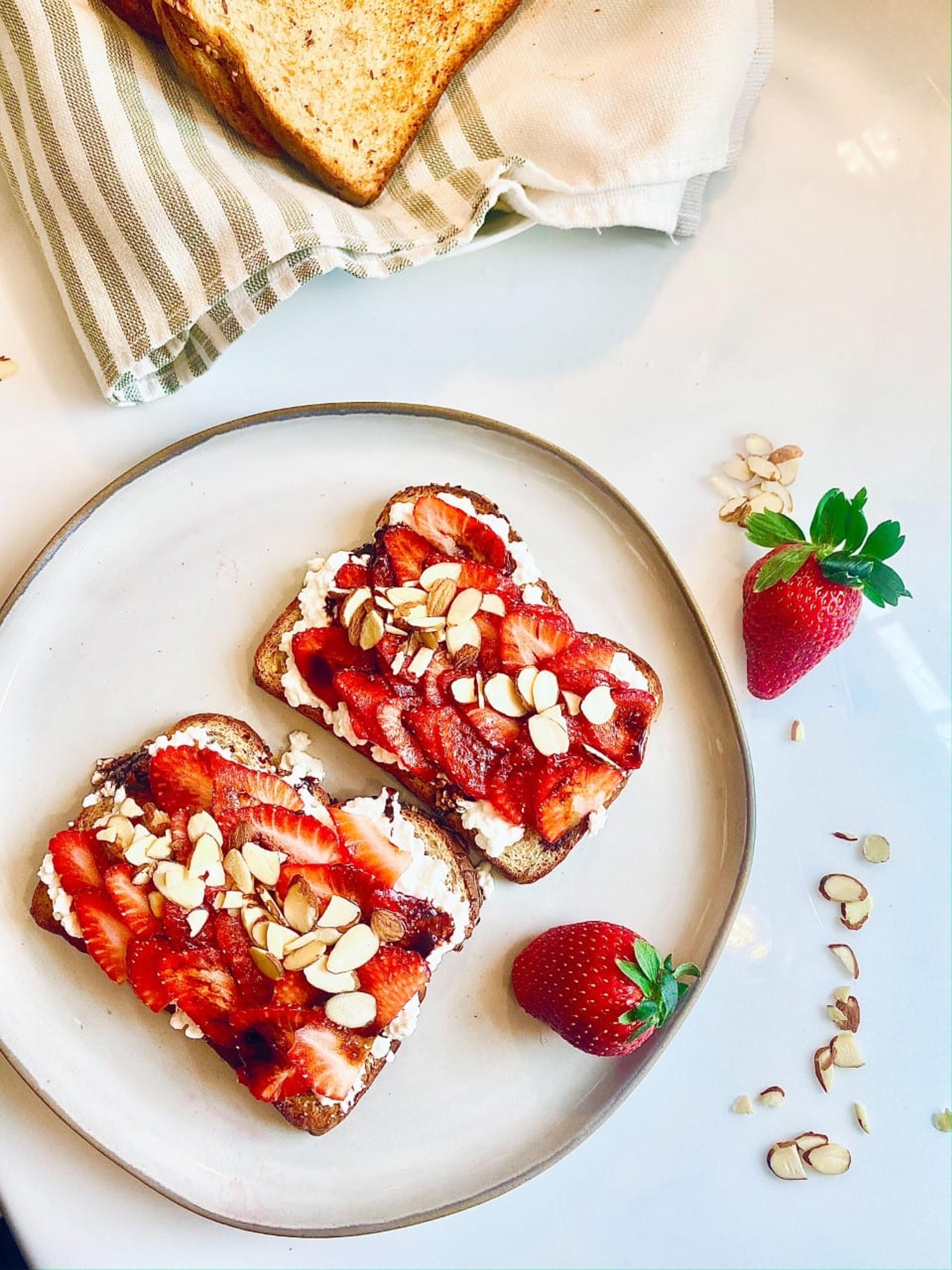 Strawberry Toast