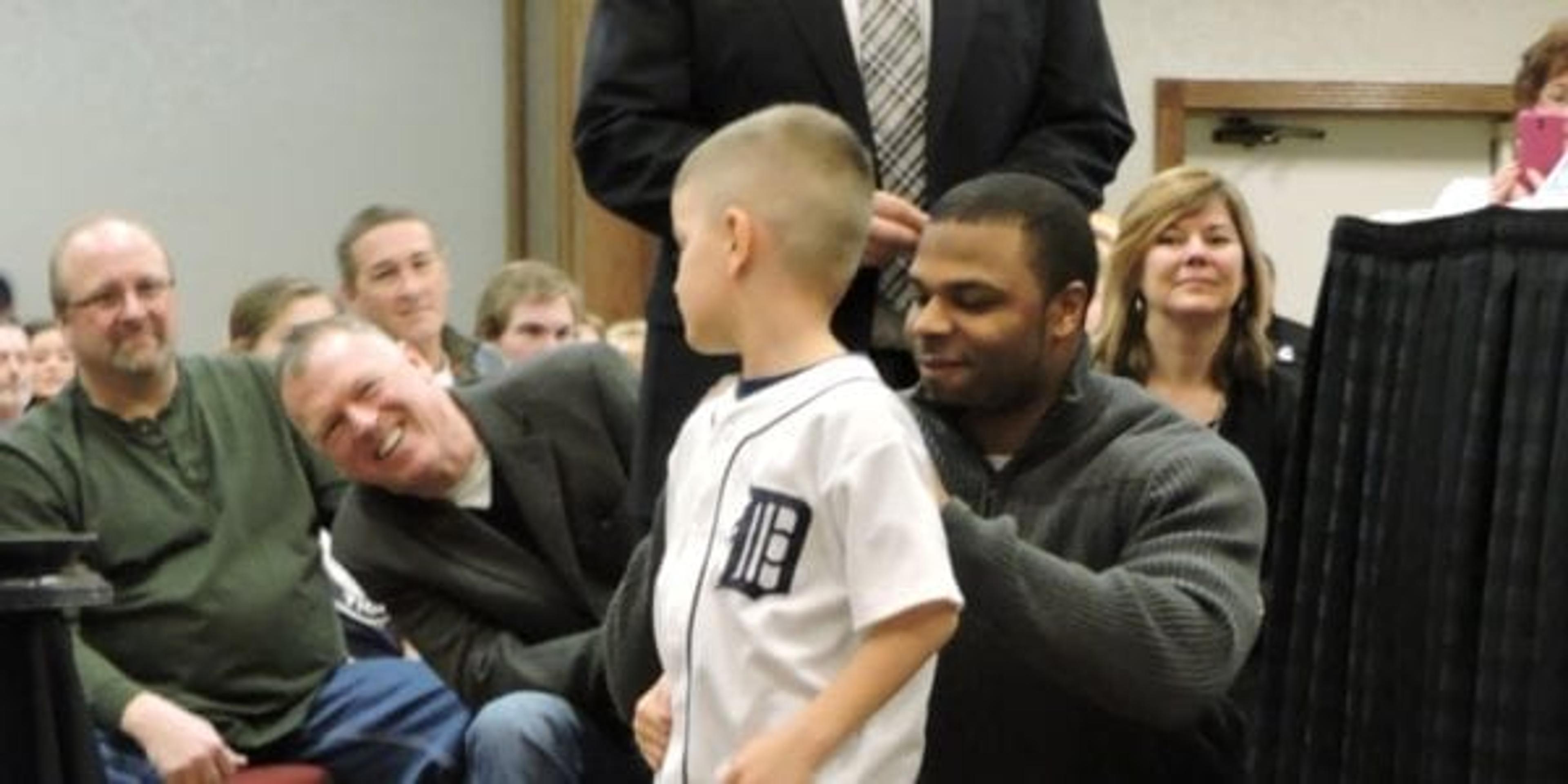 Detroit Tigers offer advice to kids