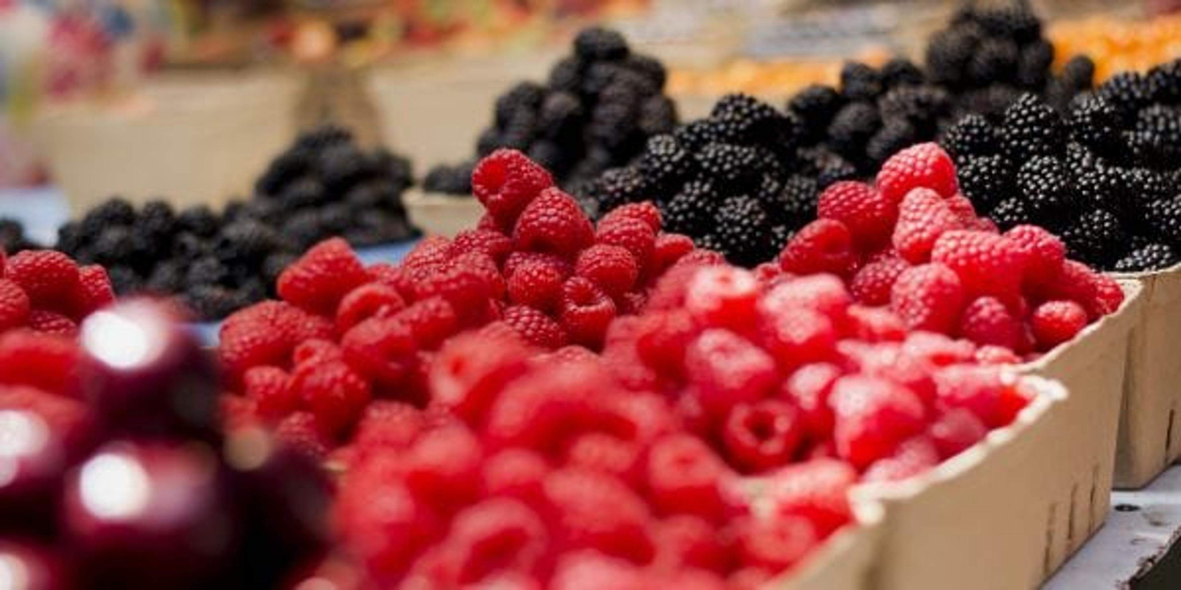 Berries on display at the farmers market