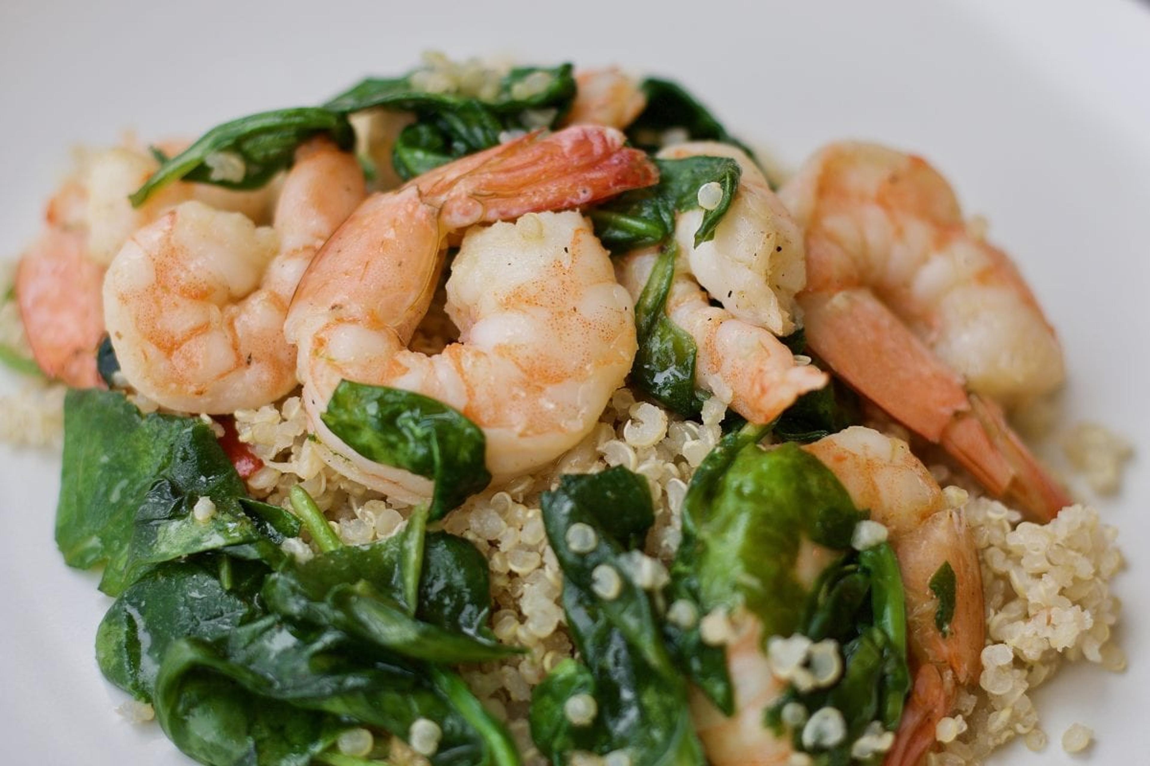 garlic shrimp and spinach over quinoa