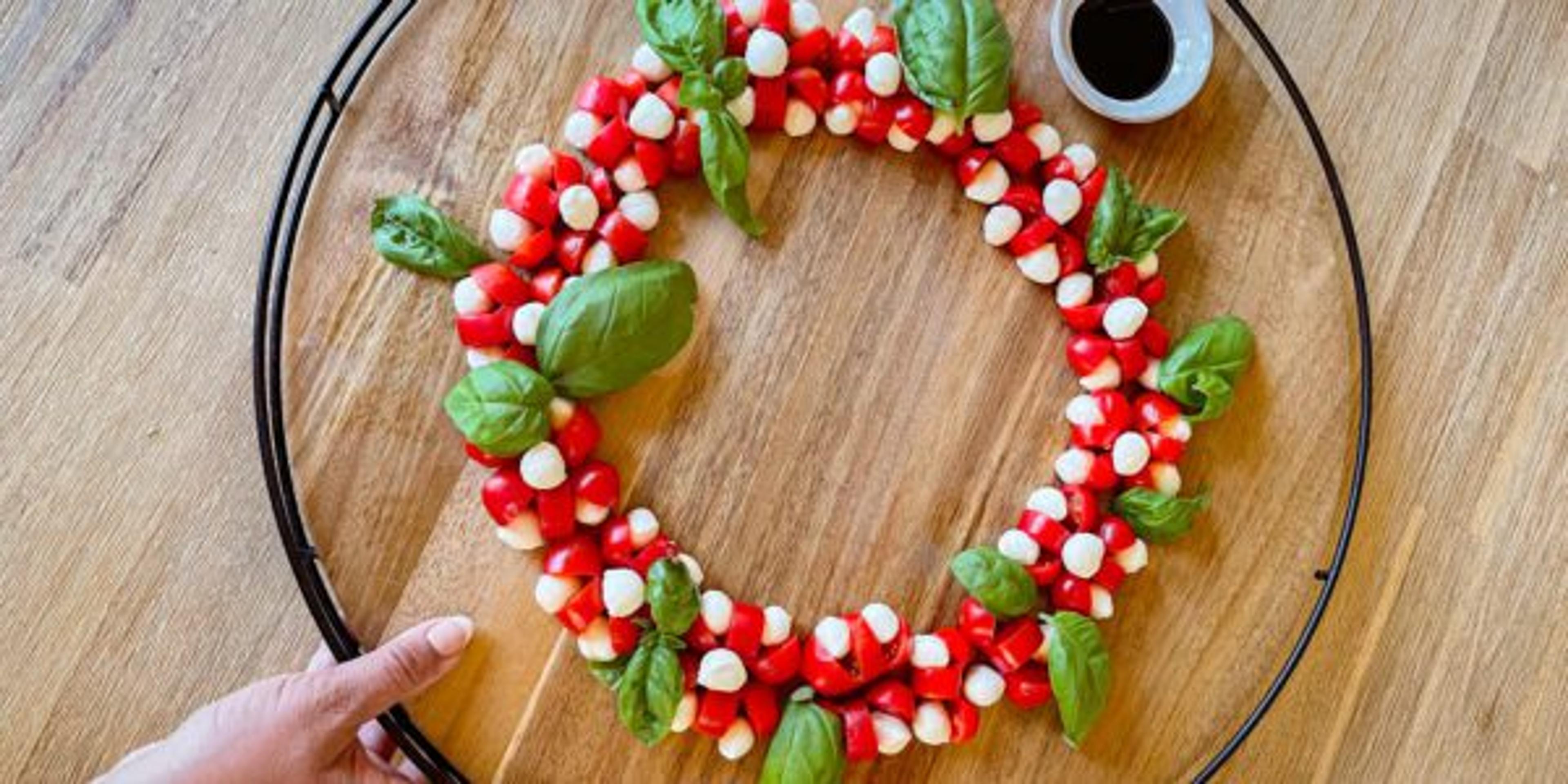 caprese wreath