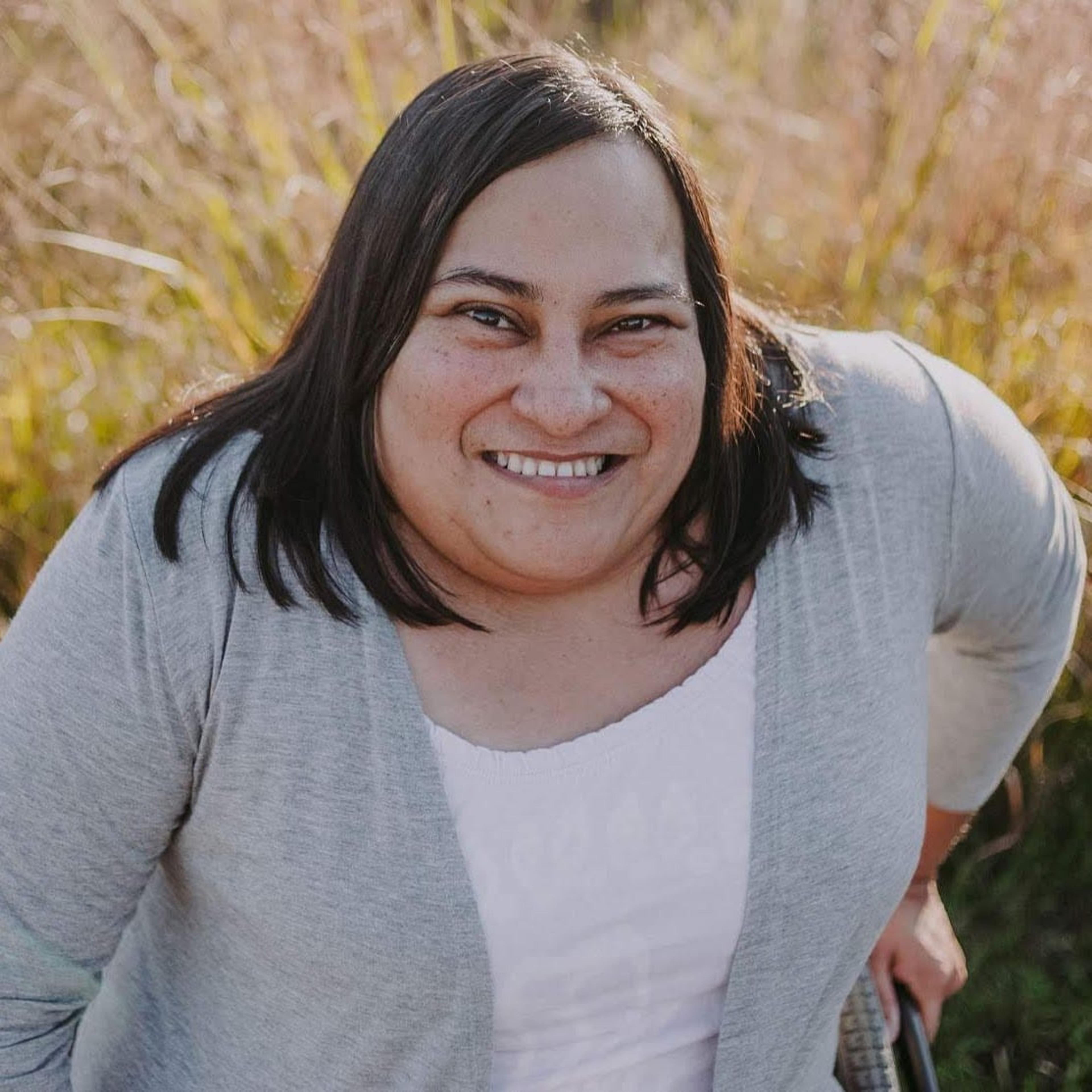 Lucia Rios is a writer and an accessibility activist. 