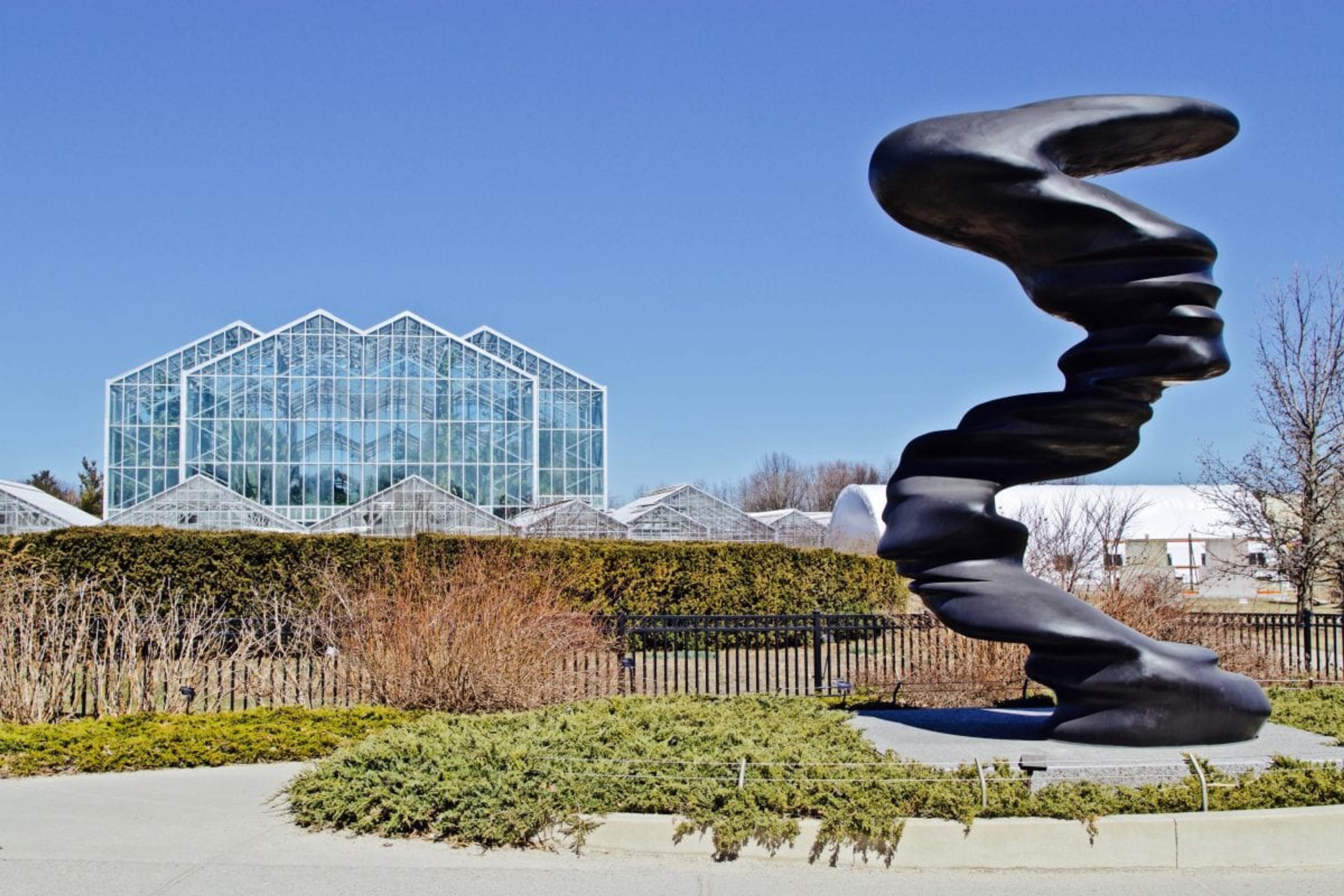 An artistic statue outside of Fredreick Meijer Gardens