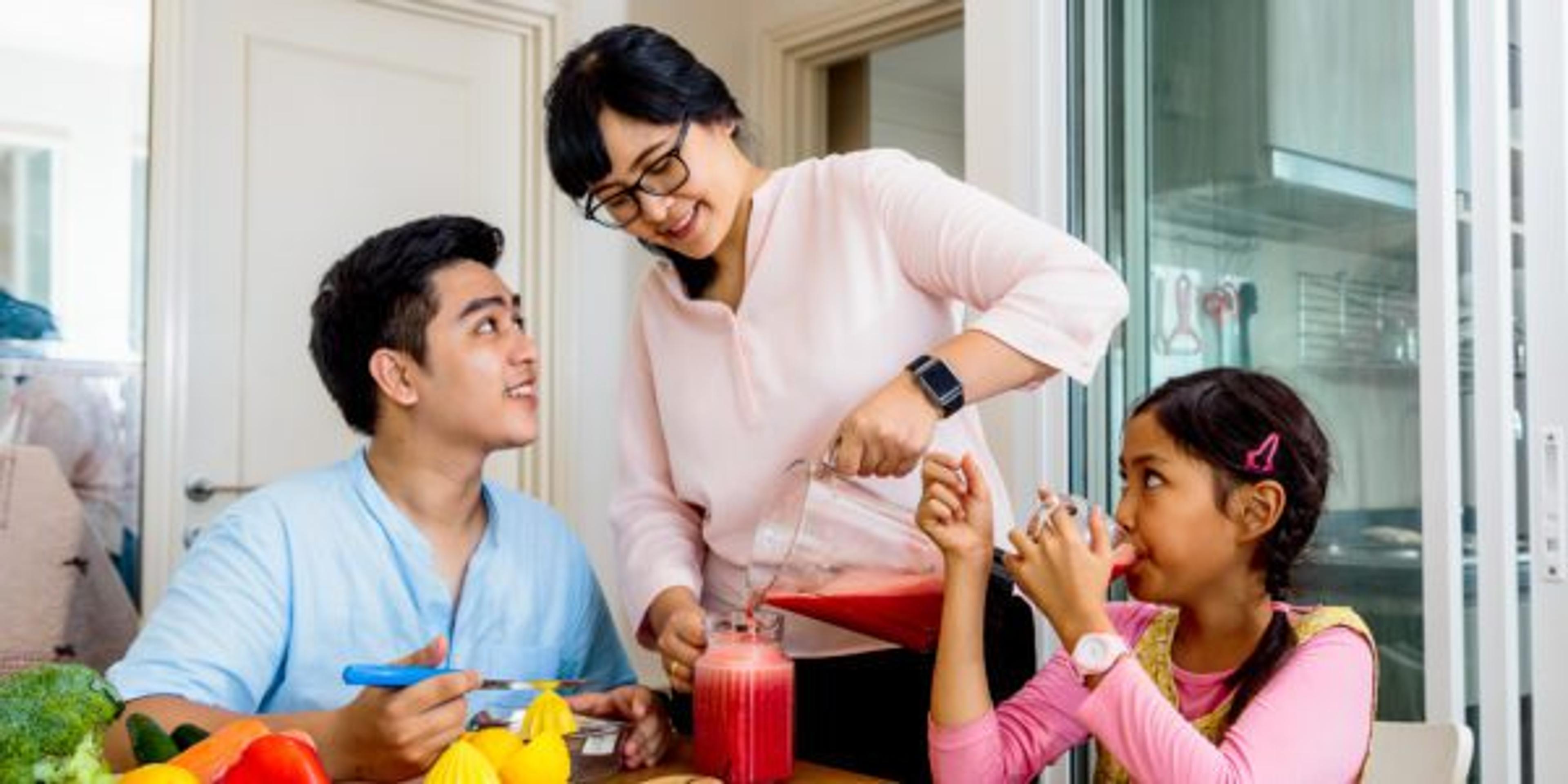 If taste is an issue for you, juicing and blending are great ways to hit those benchmarks without enduring the full-on flavors and textures of fruits and veggies.