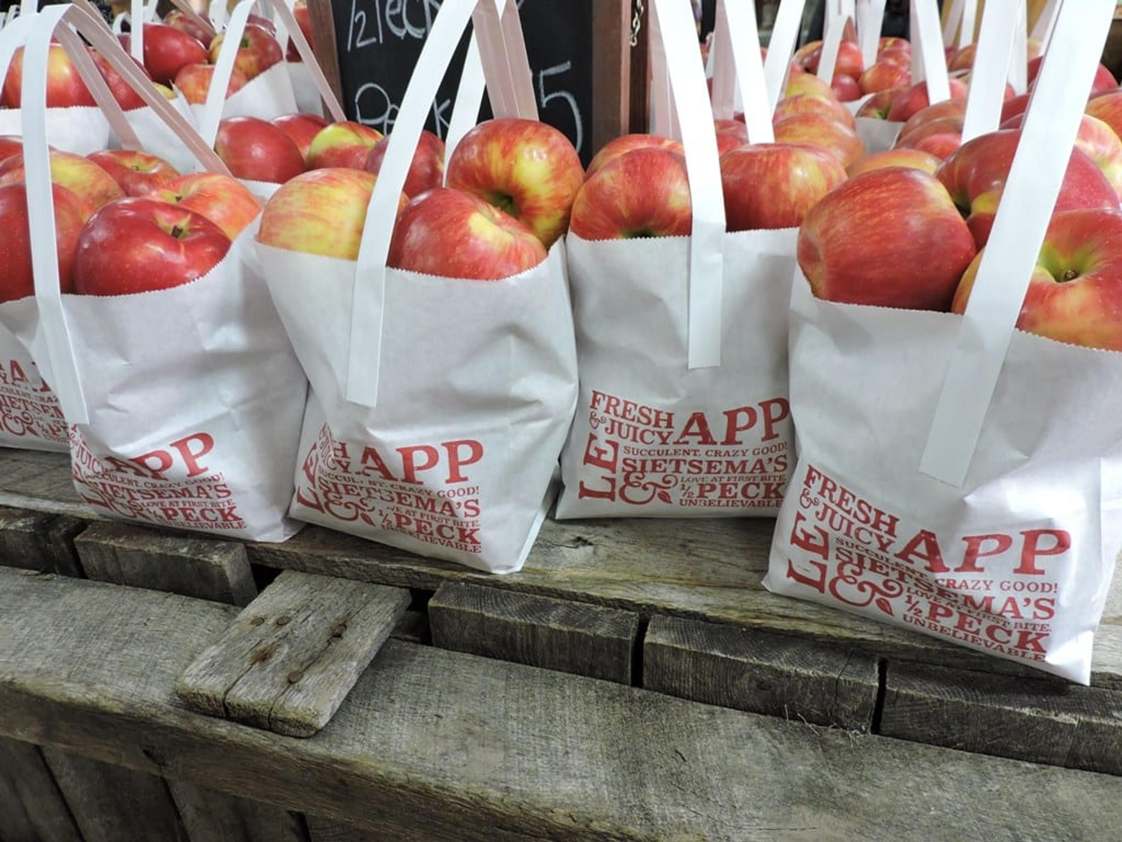 Apples ready to go from Sietsema Orchards.