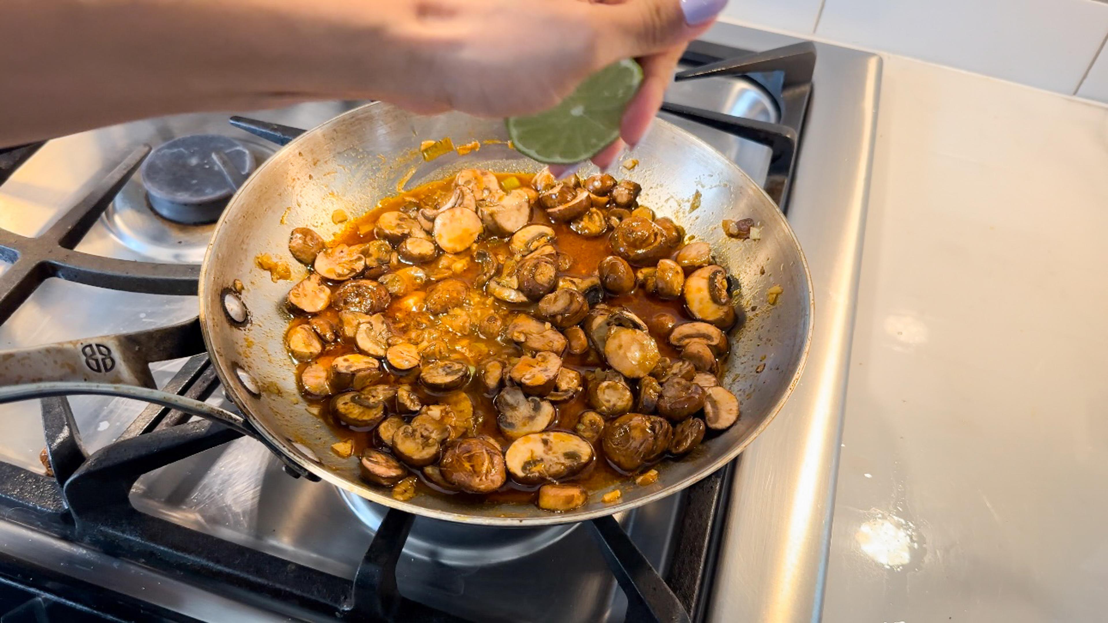 Add sesame oil and lime juice and stir. Then add a little pasta at a time, stirring as you go. This will ensure there’s sufficient sauce-to-noodle ratio.