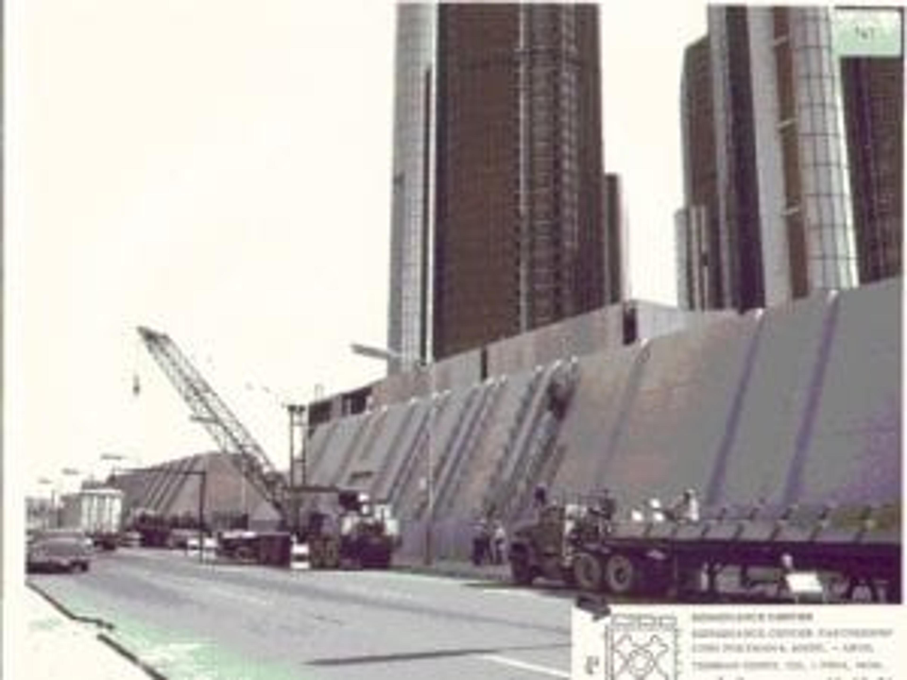 Renaissance Center Front 1976