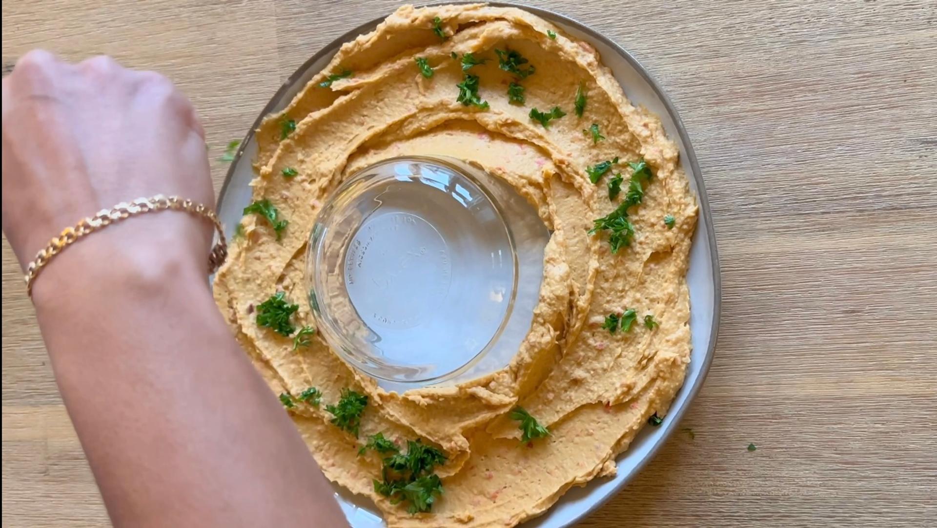 Holiday Hummus Wreath