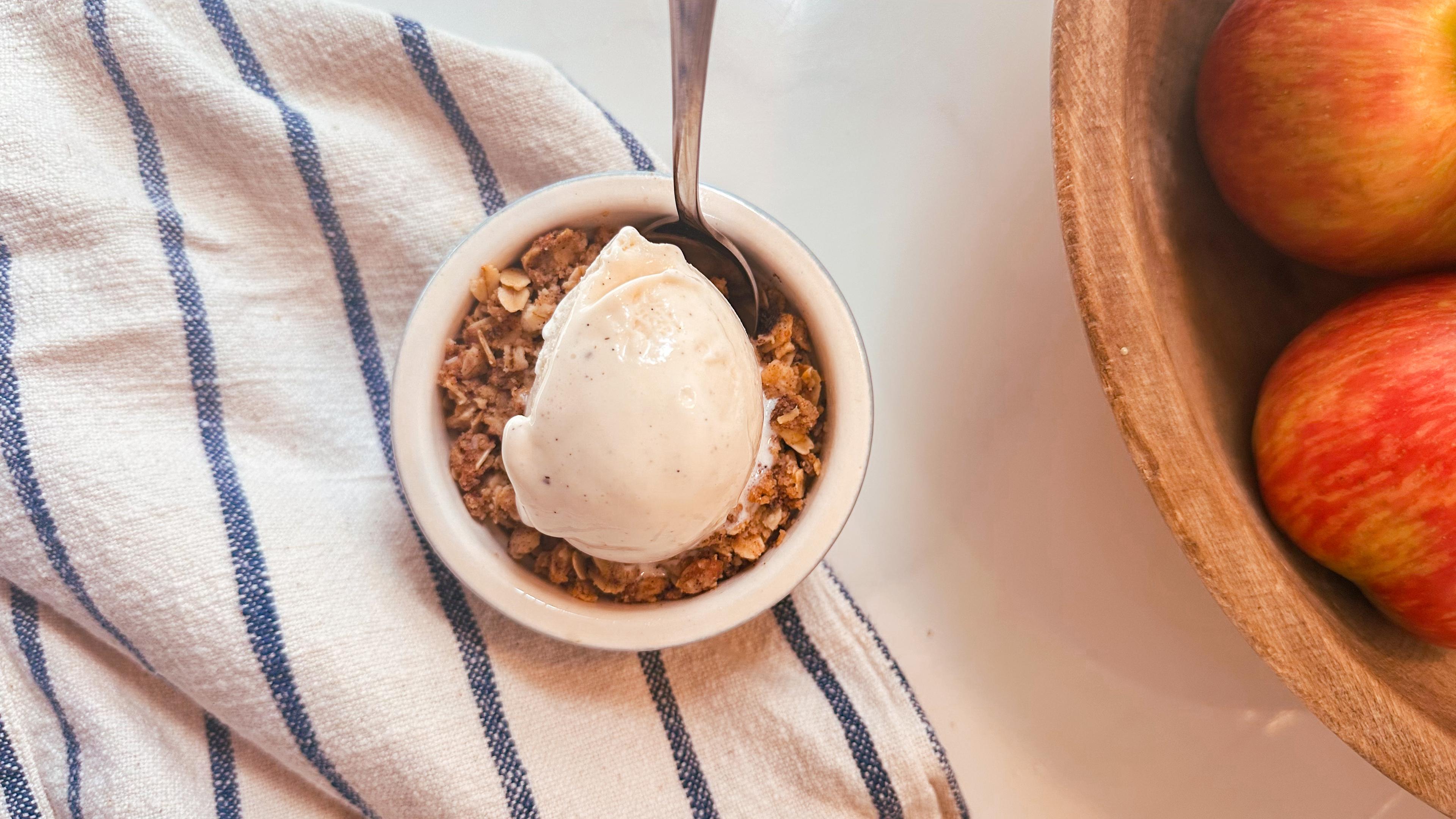 Apple Crumble For Two