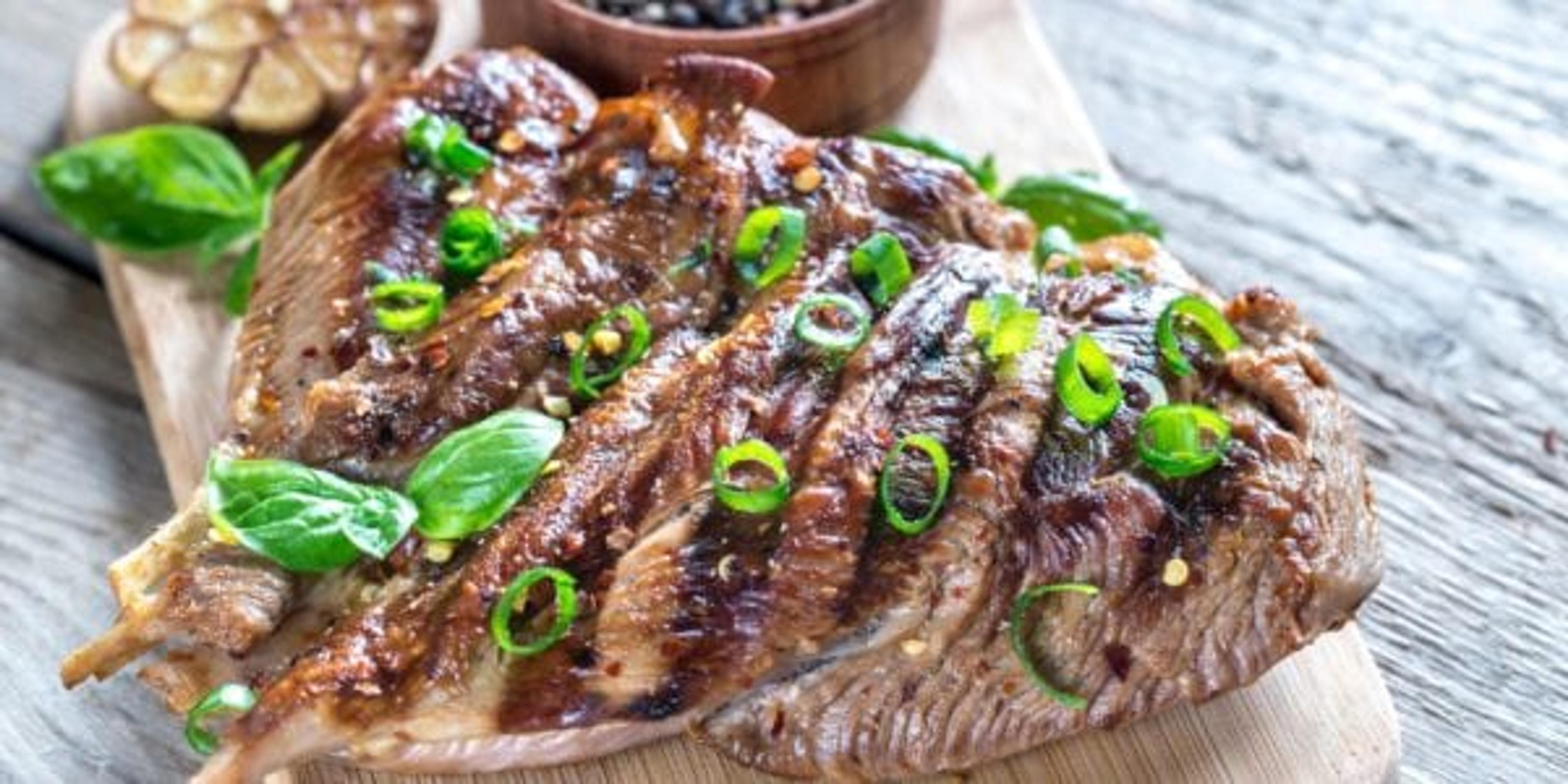 Grilled turkey with scallions