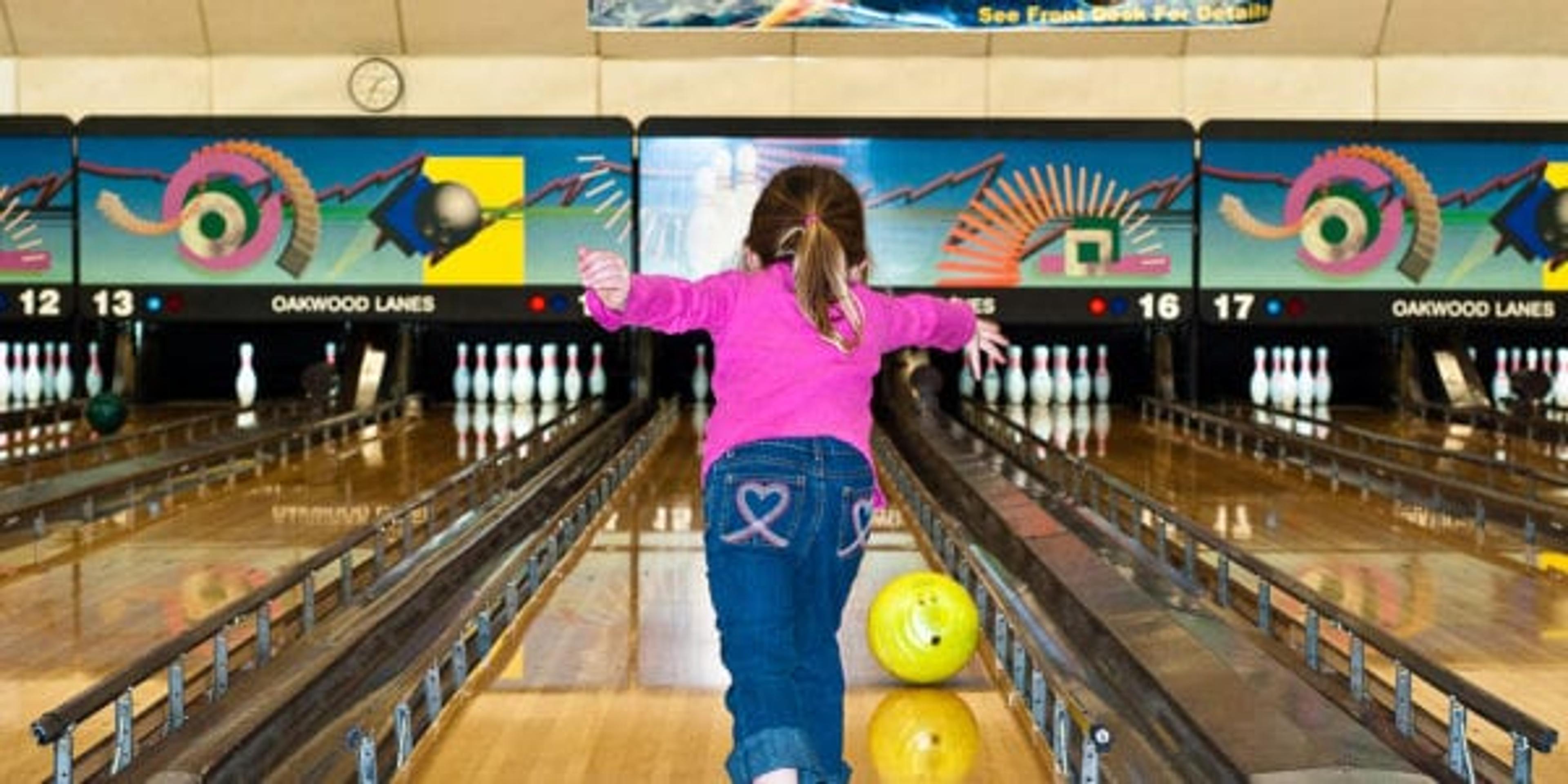 girl bowls