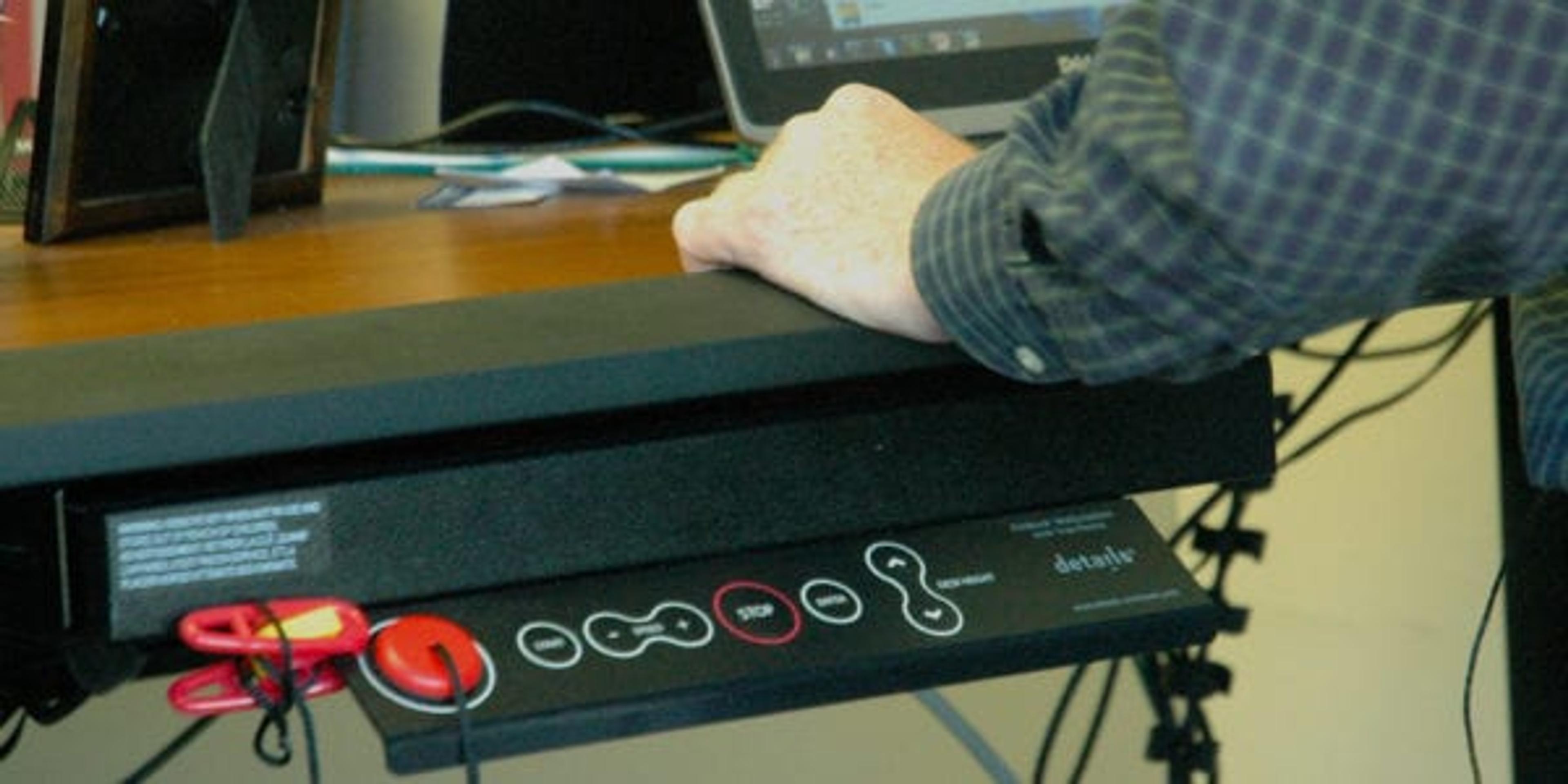 How to use a treadmill desk