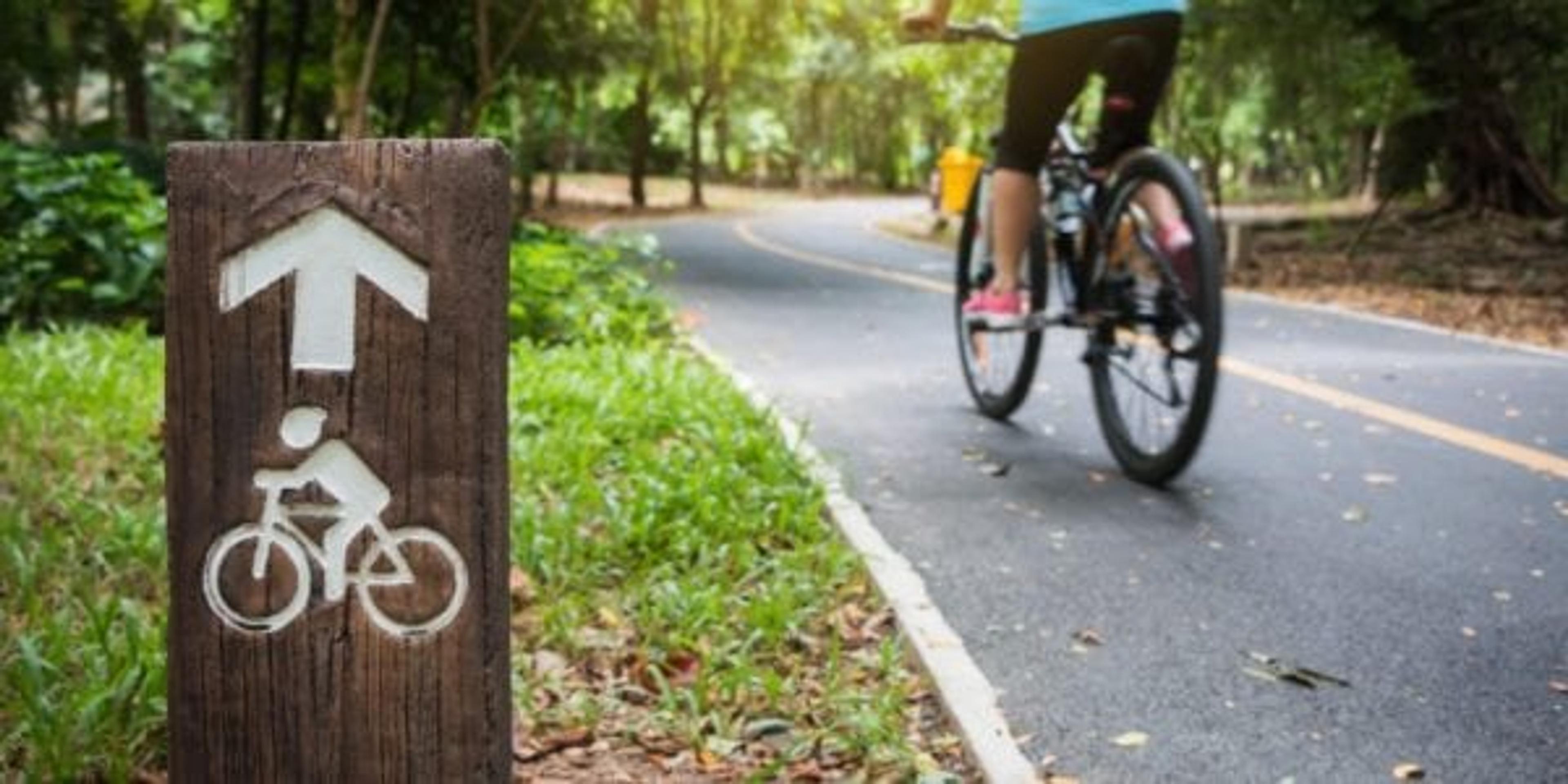 Bicycle sign, Bicycle Lane in public park