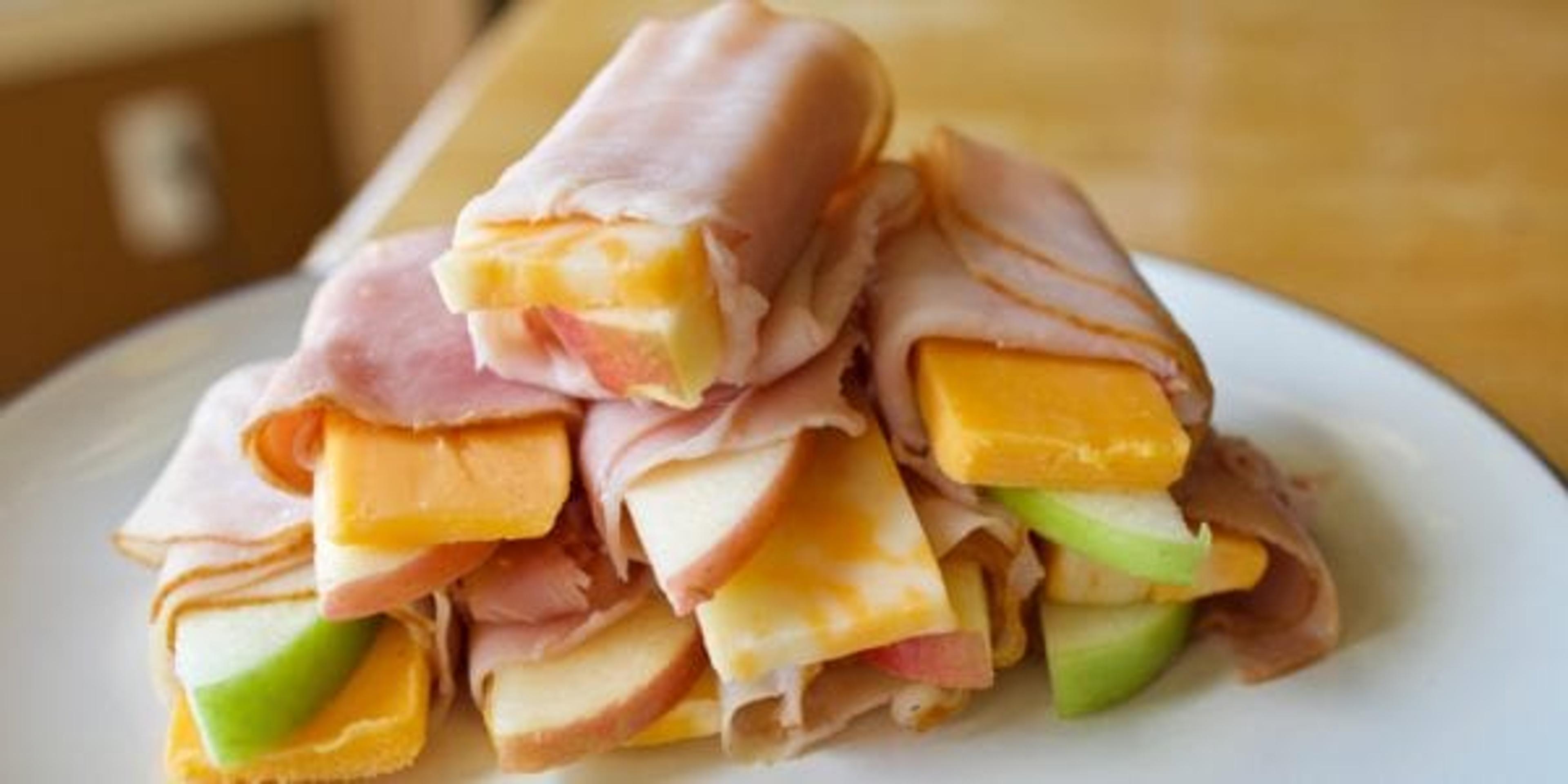 Apple, Turkey and Cheese Pockets