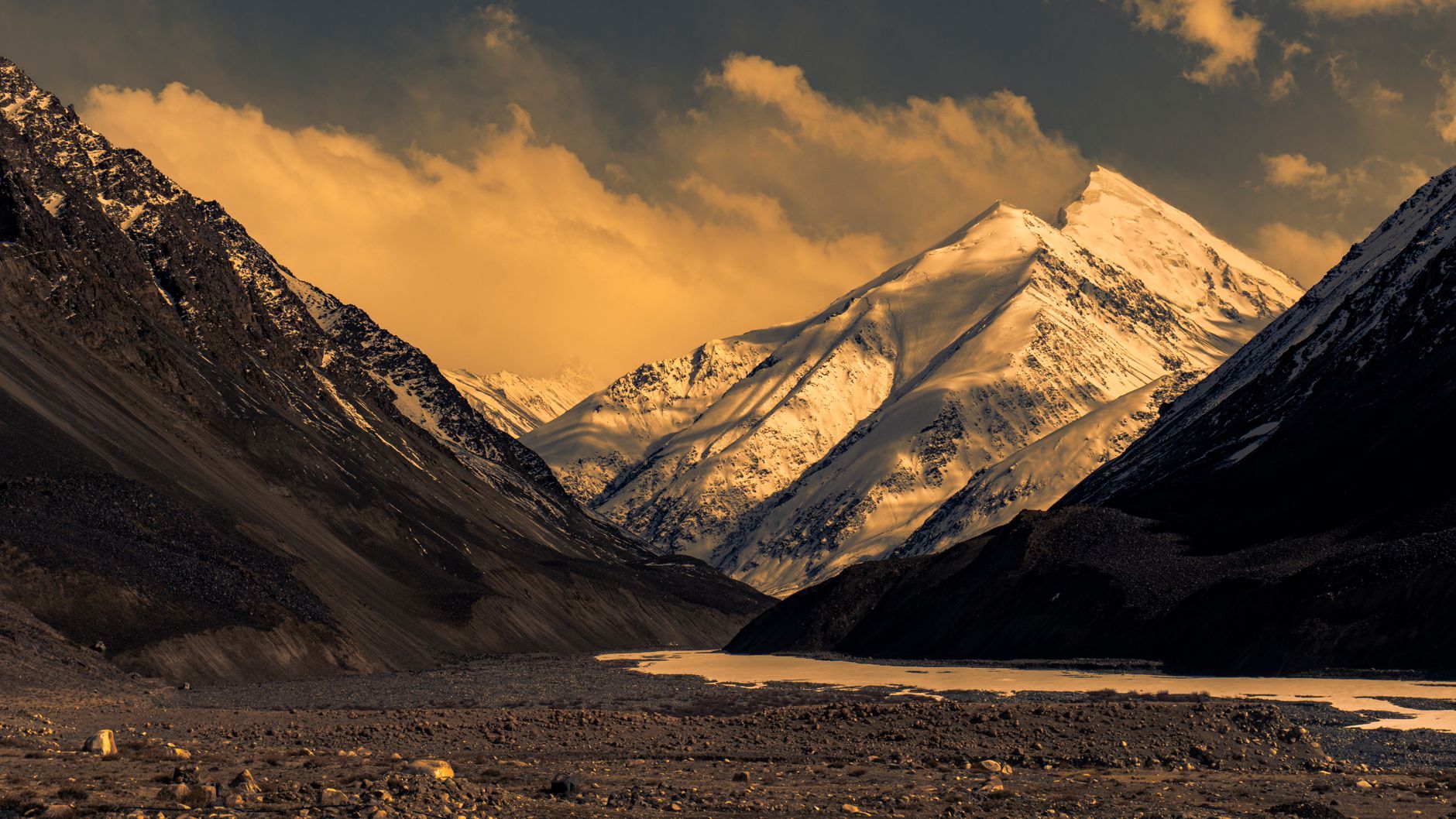 Snow-capped peaks of the Karakoram, Pakistan