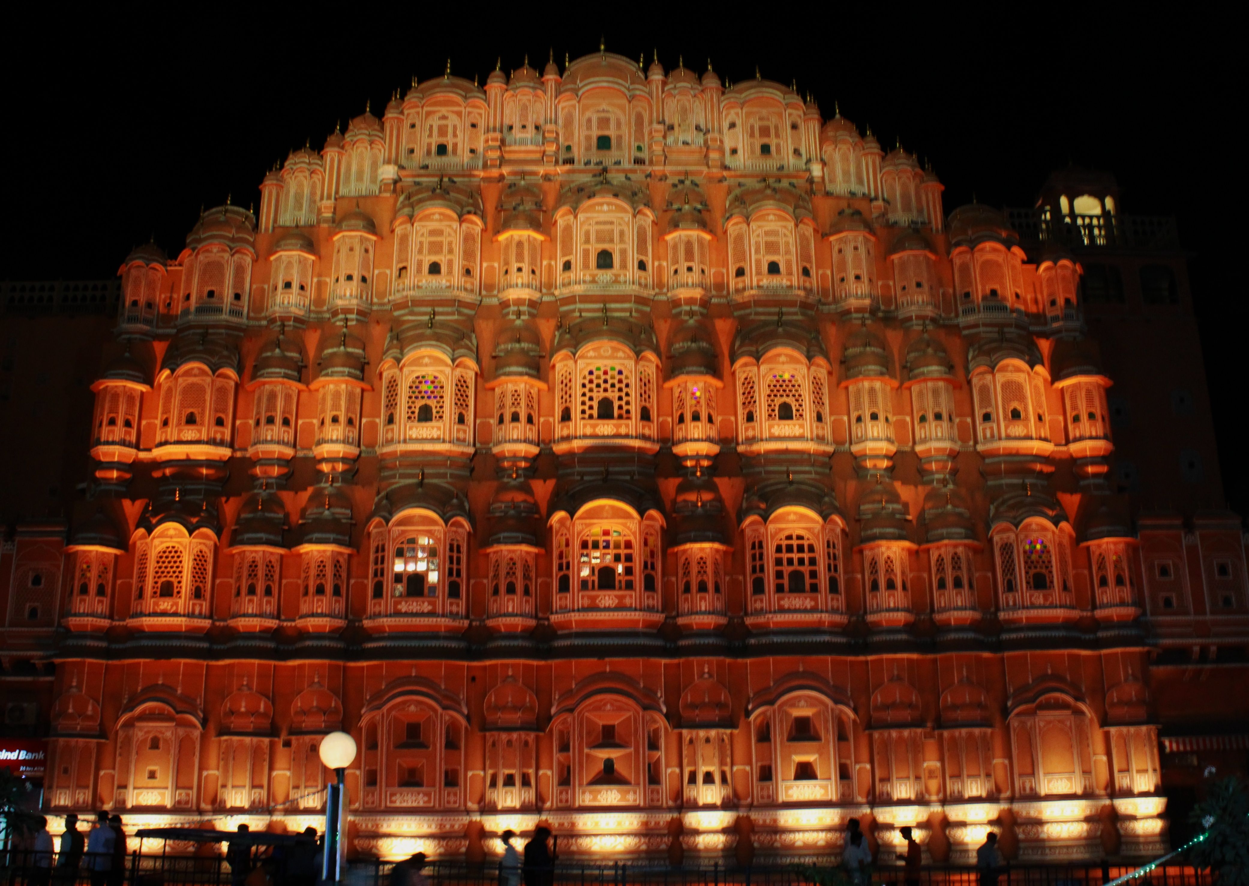 The Hawa Mahal palace in Jaipur, India