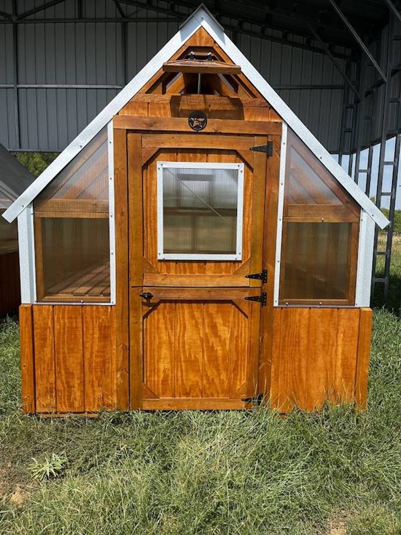 8x12 Greenhouse with Cedar Stain