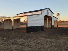 42x25x12/8 Barn with Loafing Shed gallery 7