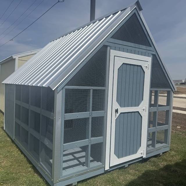 10x12 Chicken Coop with Blue Paint