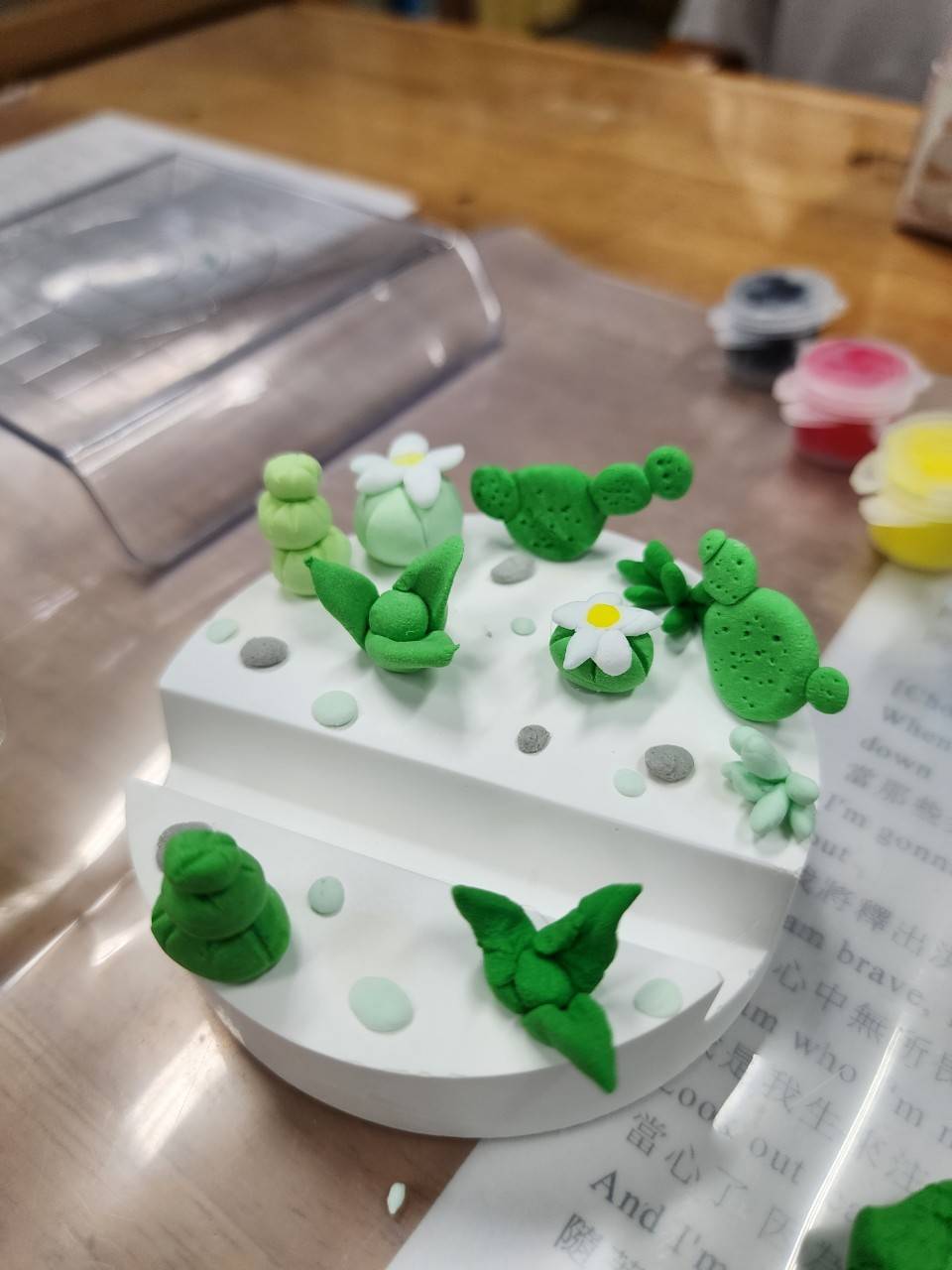 學生作品:仙人掌手機座