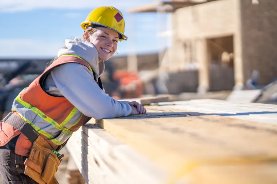 Ontario news woman in trades
