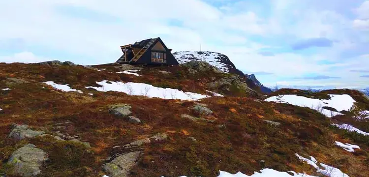 Bilde av Dagsturhytta Fløgjen - Kinn Florø