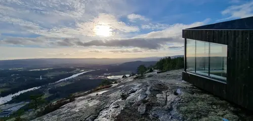 bilde av dagsturhytten