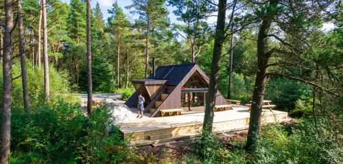 bilde av dagsturhytten