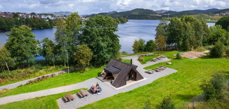 bilde av dagsturhytten