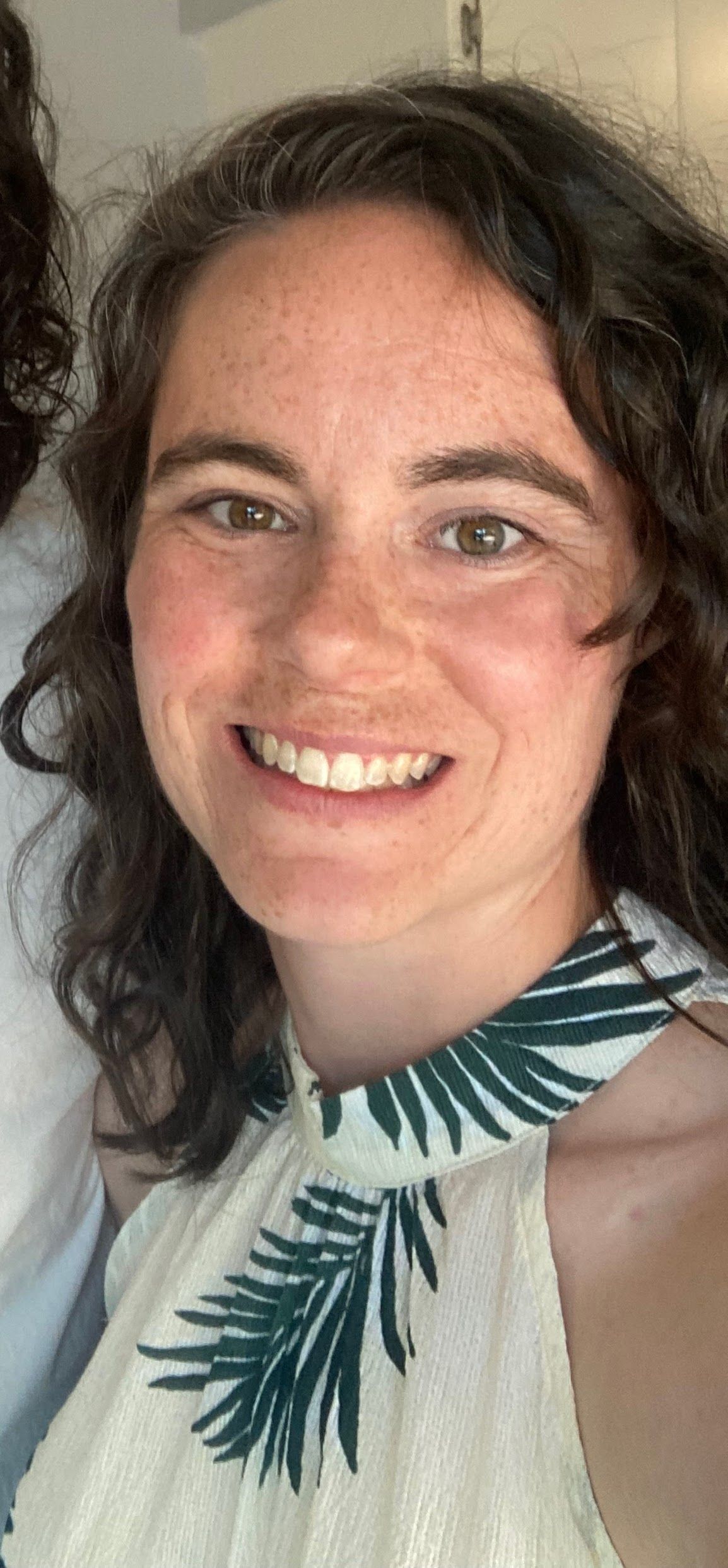 Lindsey Lavee Headshot