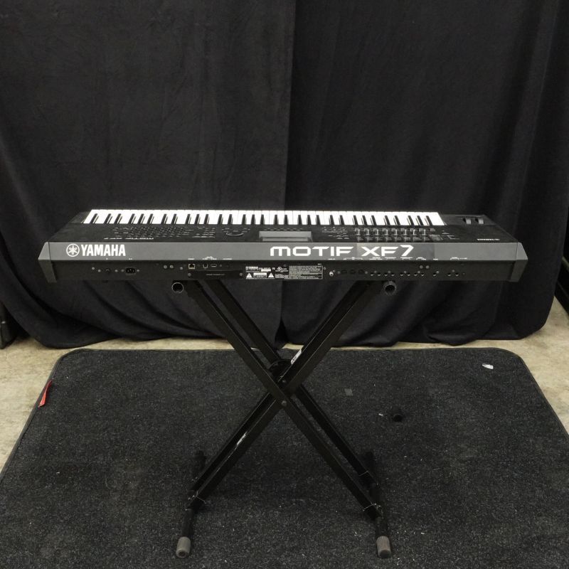  Yamaha Motif XF7