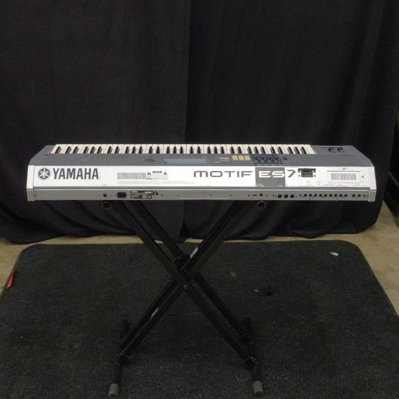  Yamaha Motif ES7