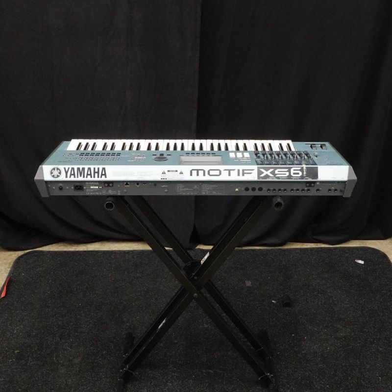 Yamaha Motif XS6