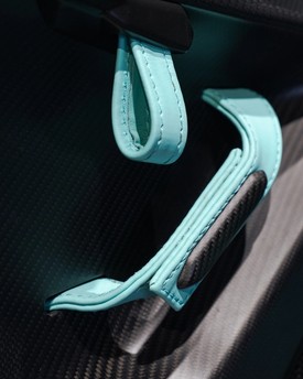 Custom automotive contrast stitching and fine upholstery detailing in Houston, Texas. Bespoke diamond quilting, French seams, and precision interior embroidery for high-end builds. LAMBORGHINI STO FULLY CUSTOMIZED