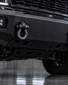 Heavy-duty steel off-road bumpers and front-end protection in Houston. Professional winch bumper and LED light bar integration for 4x4 trucks and SUVs in Texas.