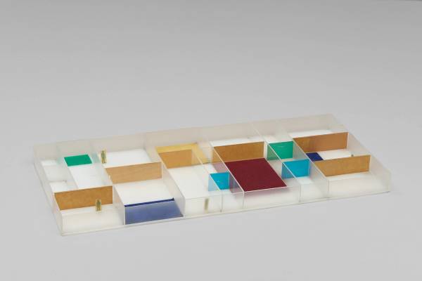 Model 6 from Schindler's Paradise