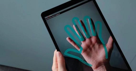 Innovatrics Enables Palm Recognition via Common Cameras, No Extra Scanner Needed