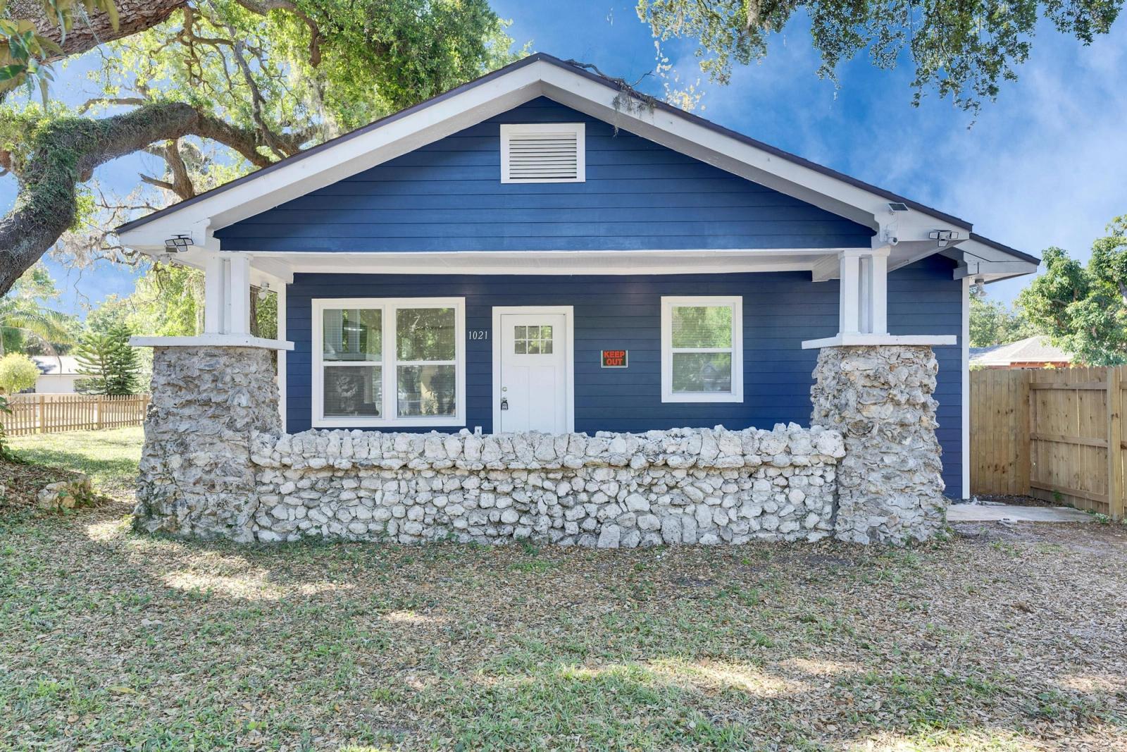 Ybor 4 Bed 2 Bath Bungalow 