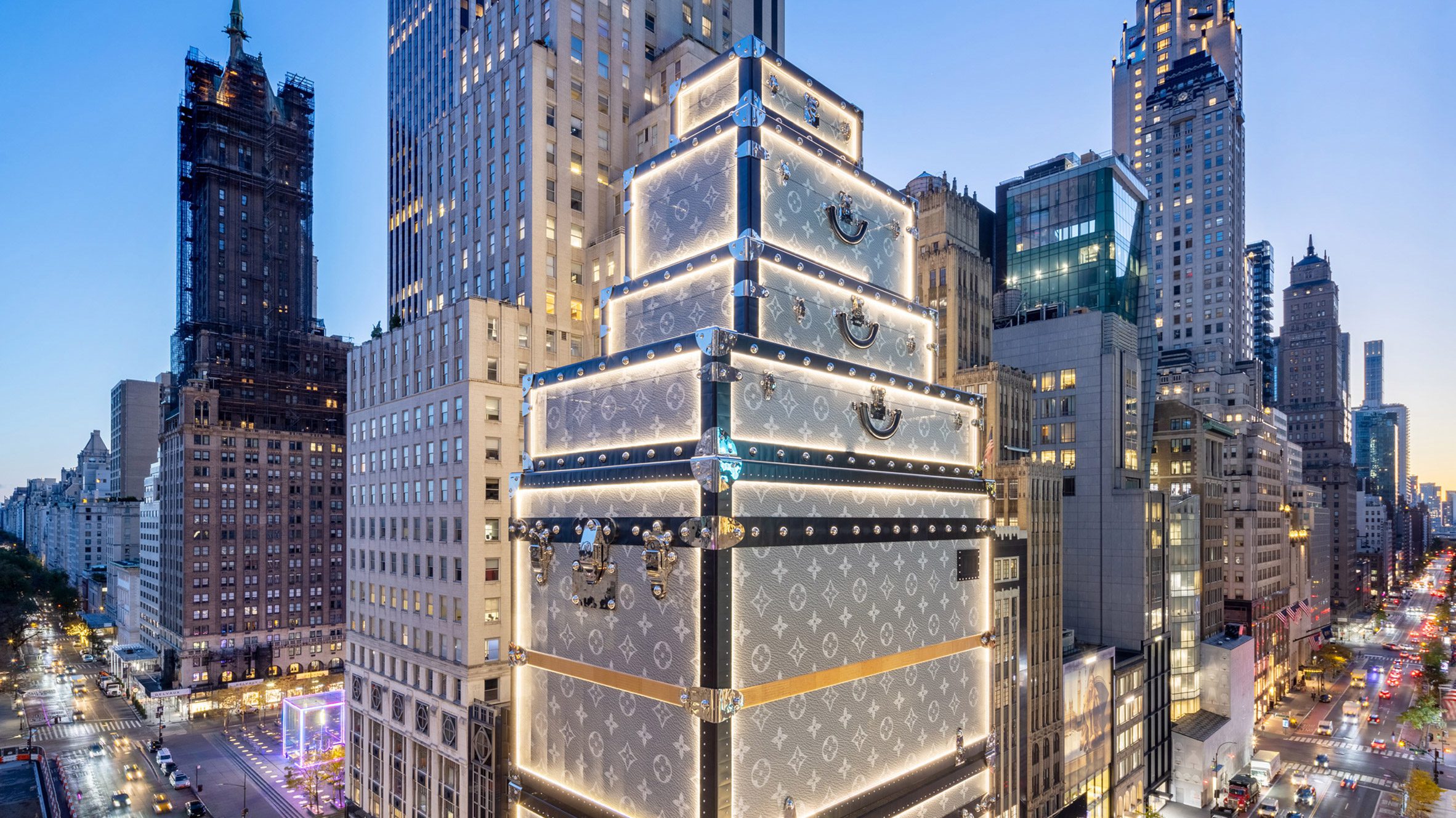 5th avenue trunks