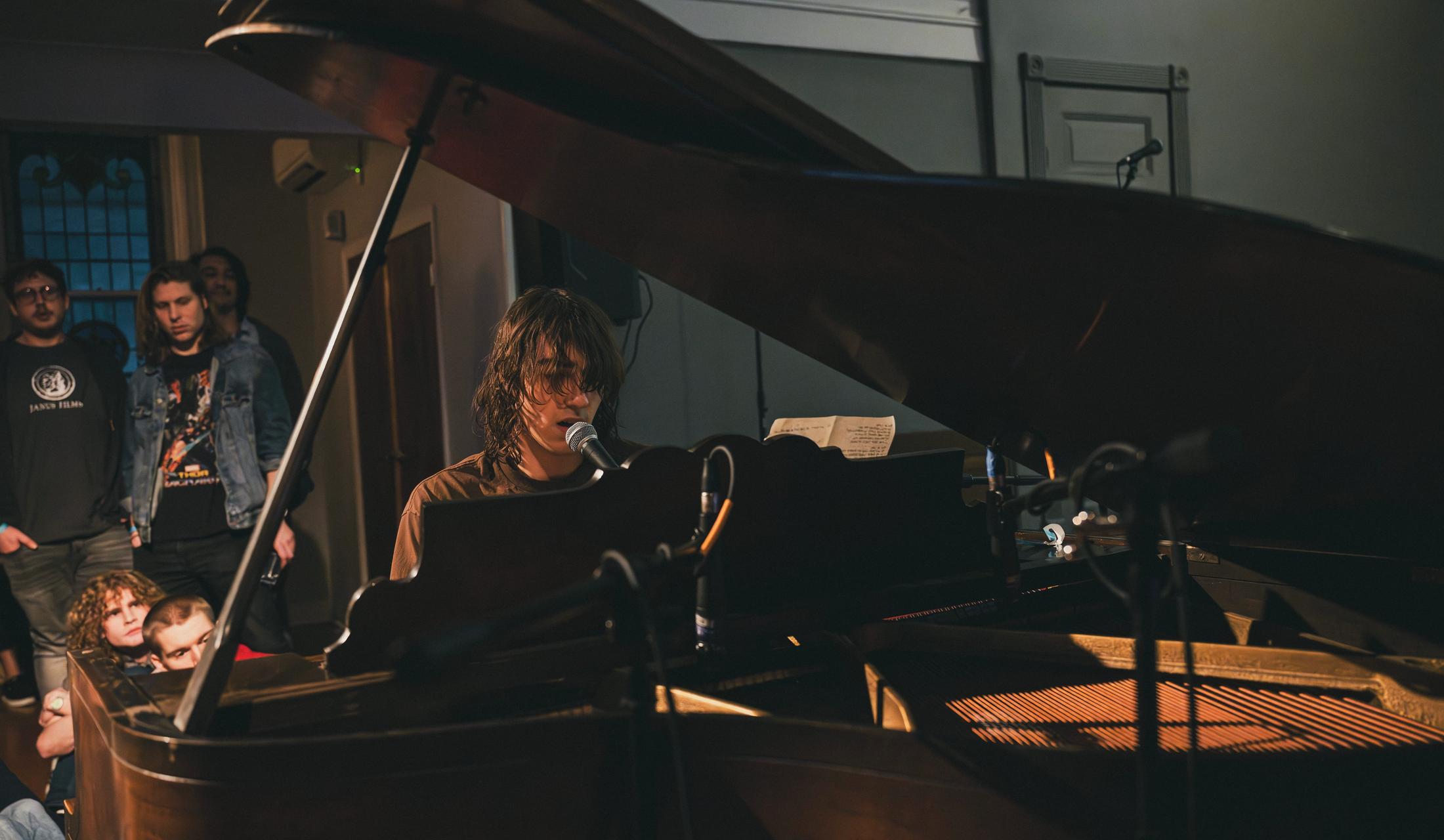 Cameron Winter Performs