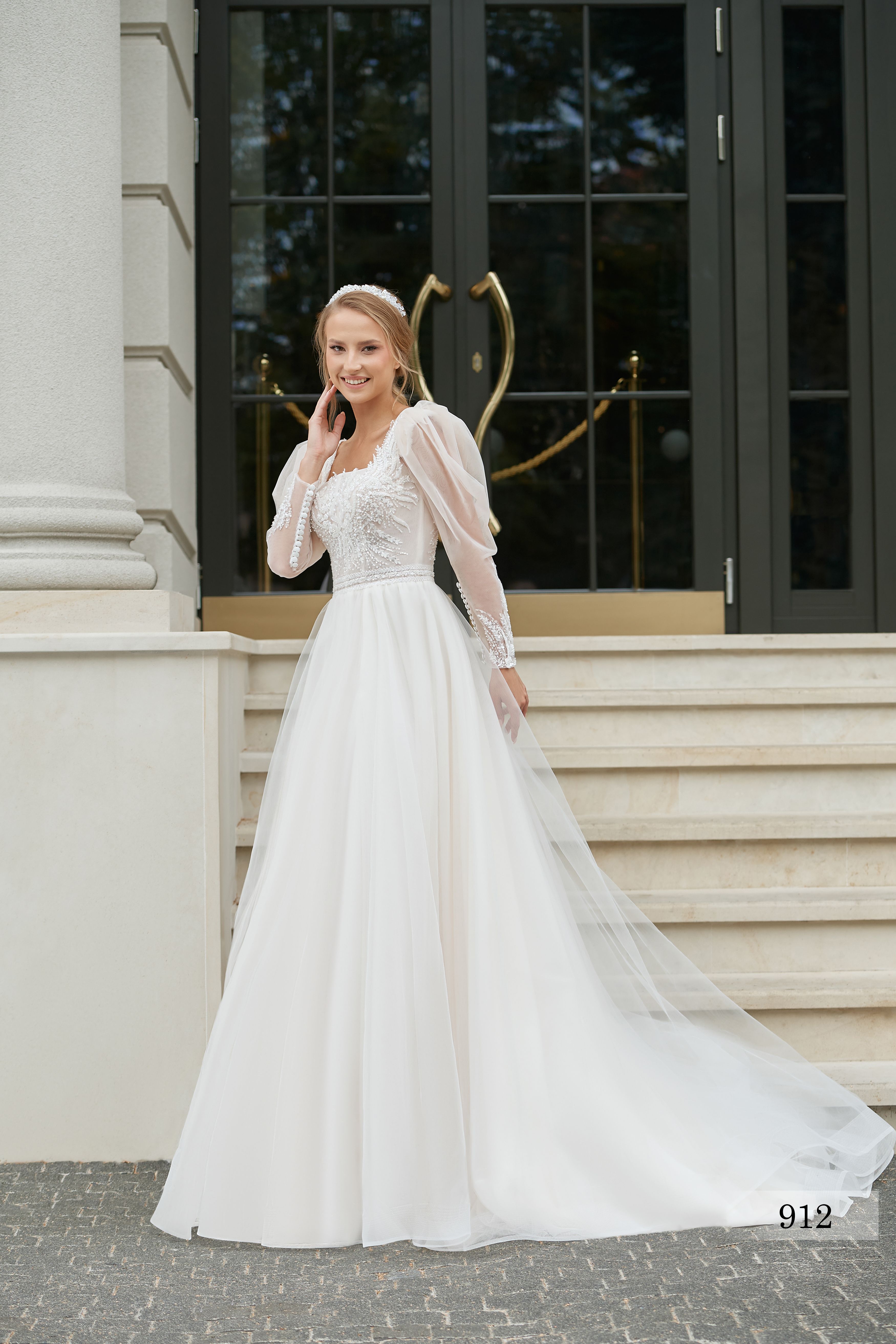 Rochia de mireasă Renata, model 912, colecția Soft Beauty