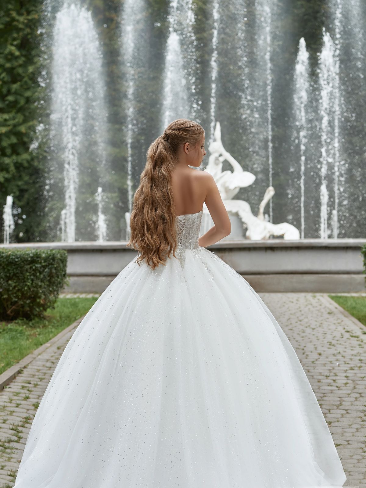 Rochia de mireasă Natalia, model 895, colecția Royal Elegance