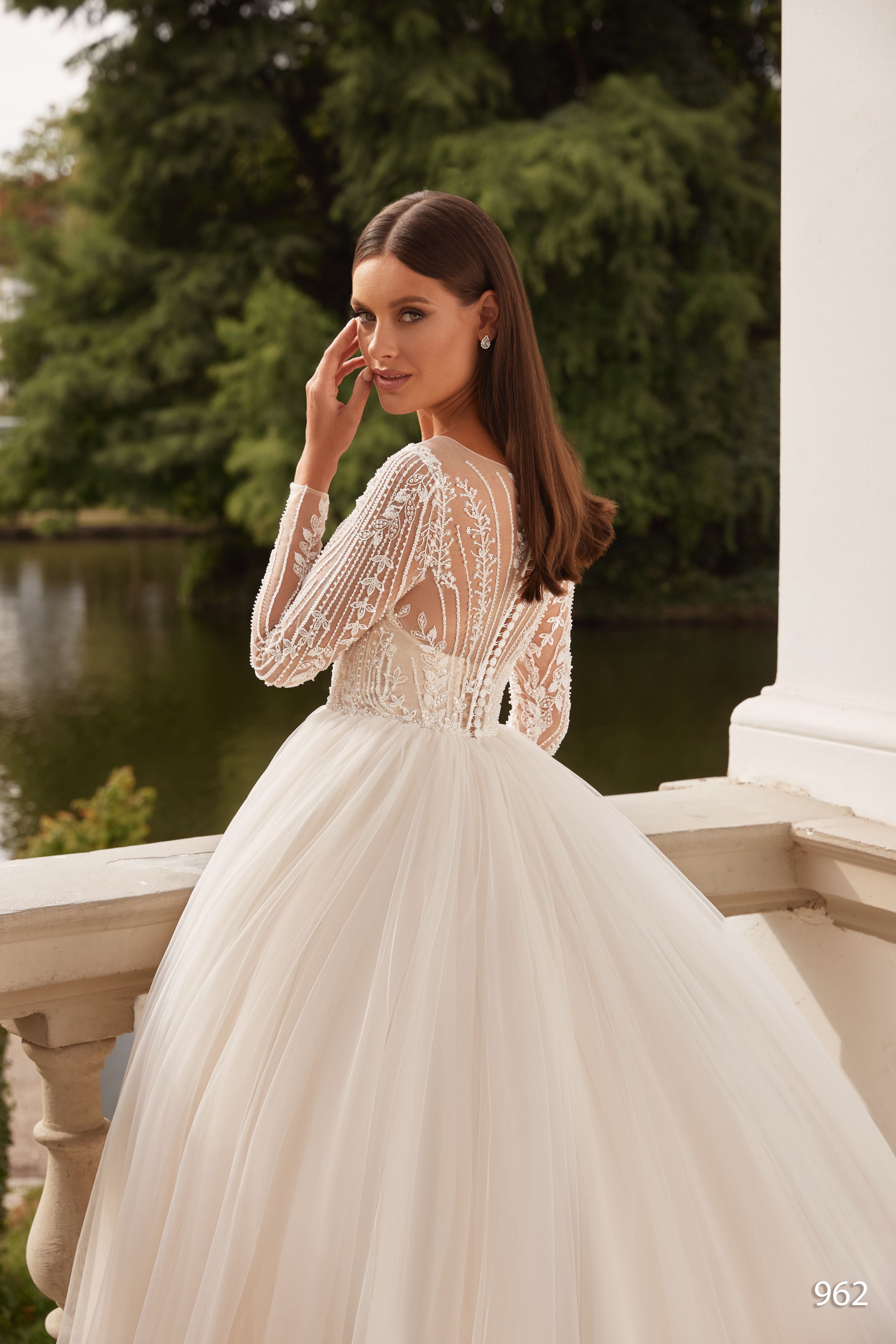 Rochia de mireasă Claudia, model 962, colecția Sunshine