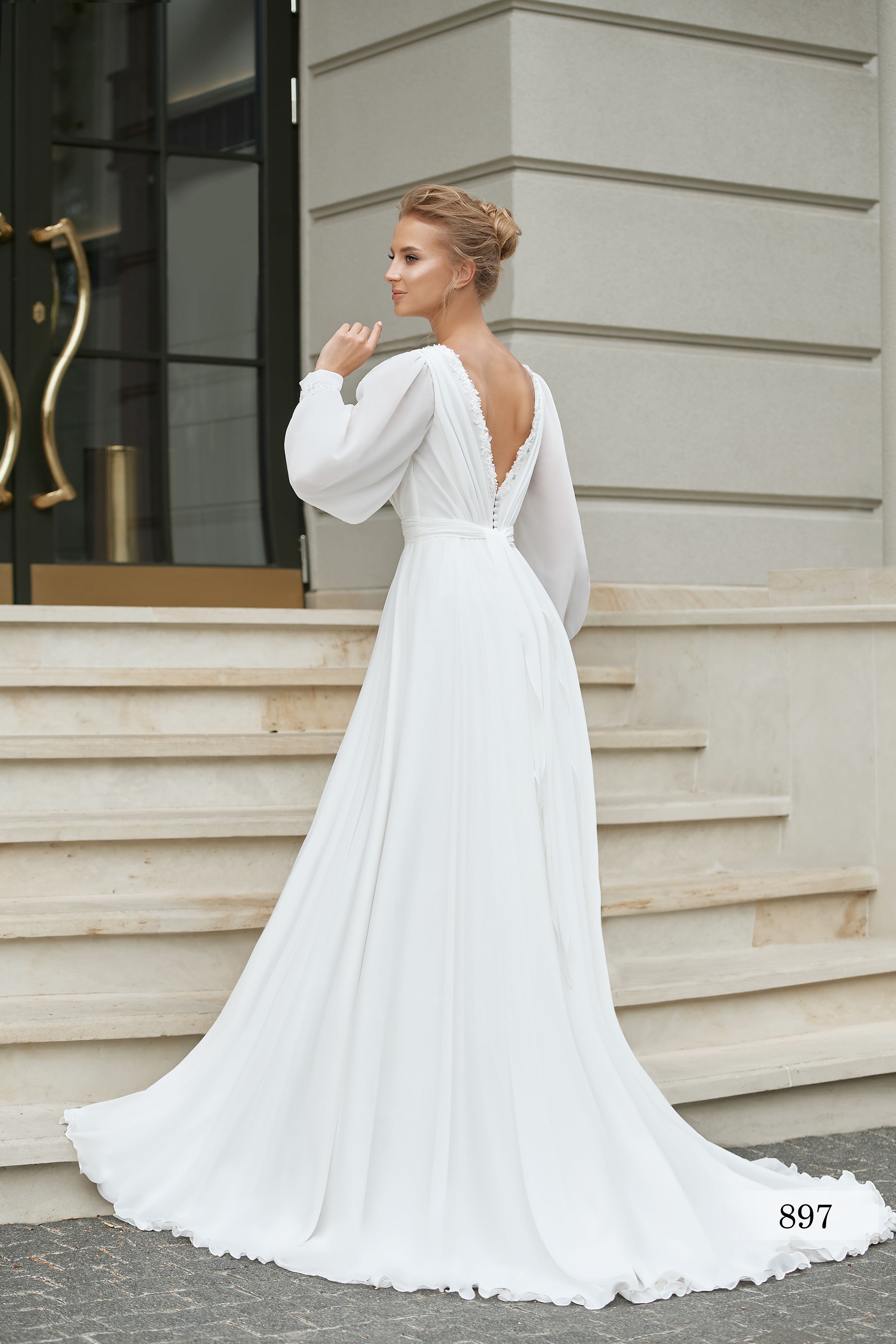 Rochia de mireasă Nina, model 897, colecția Royal Elegance