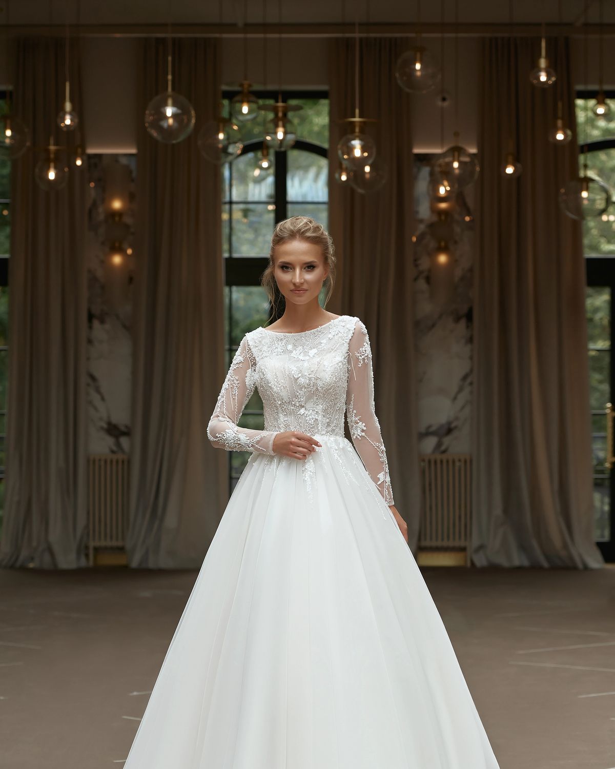 Rochia de mireasă Salome, model 917, colecția Soft Beauty