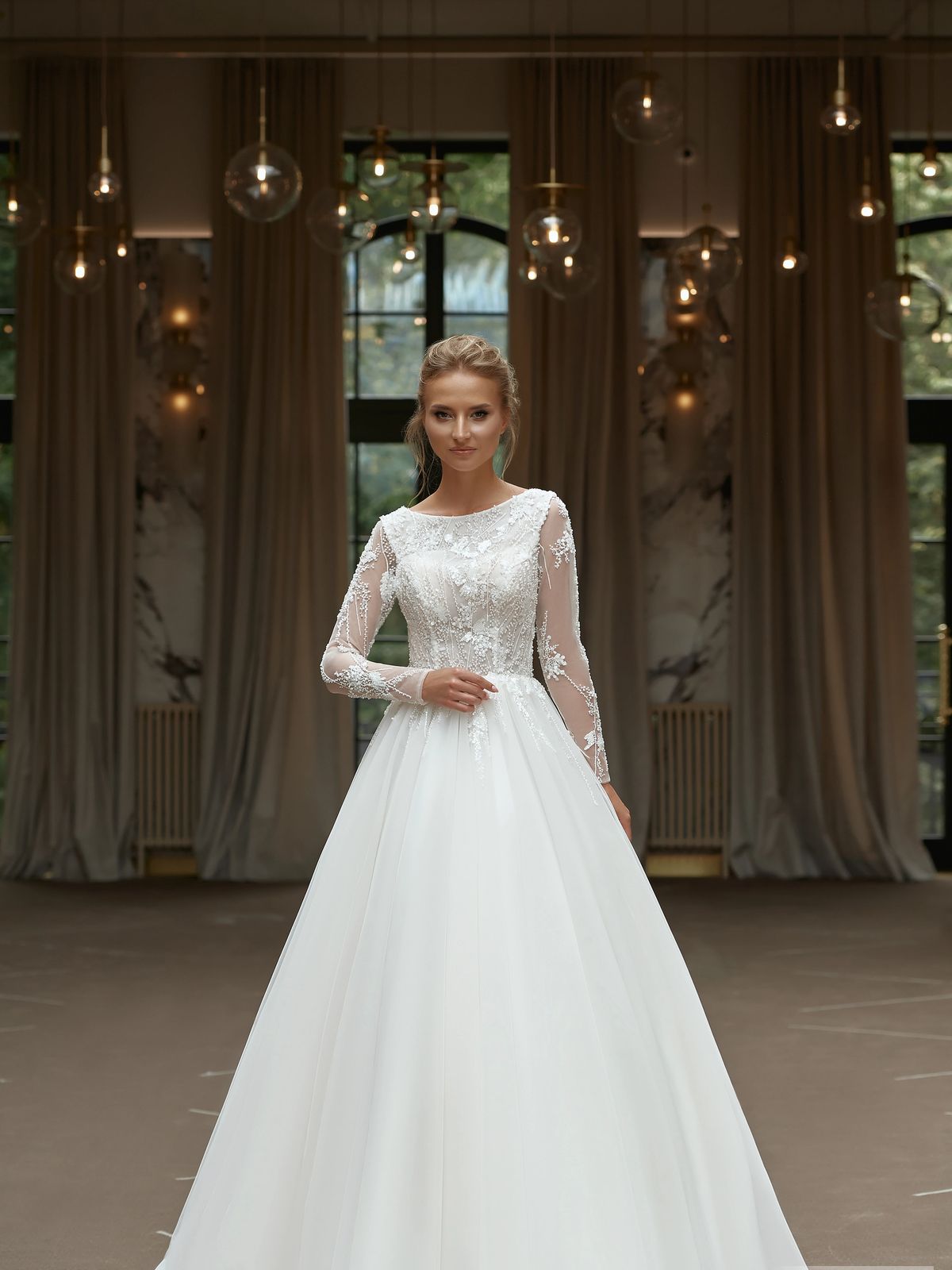 Rochia de mireasă Salome, model 917, colecția Soft Beauty