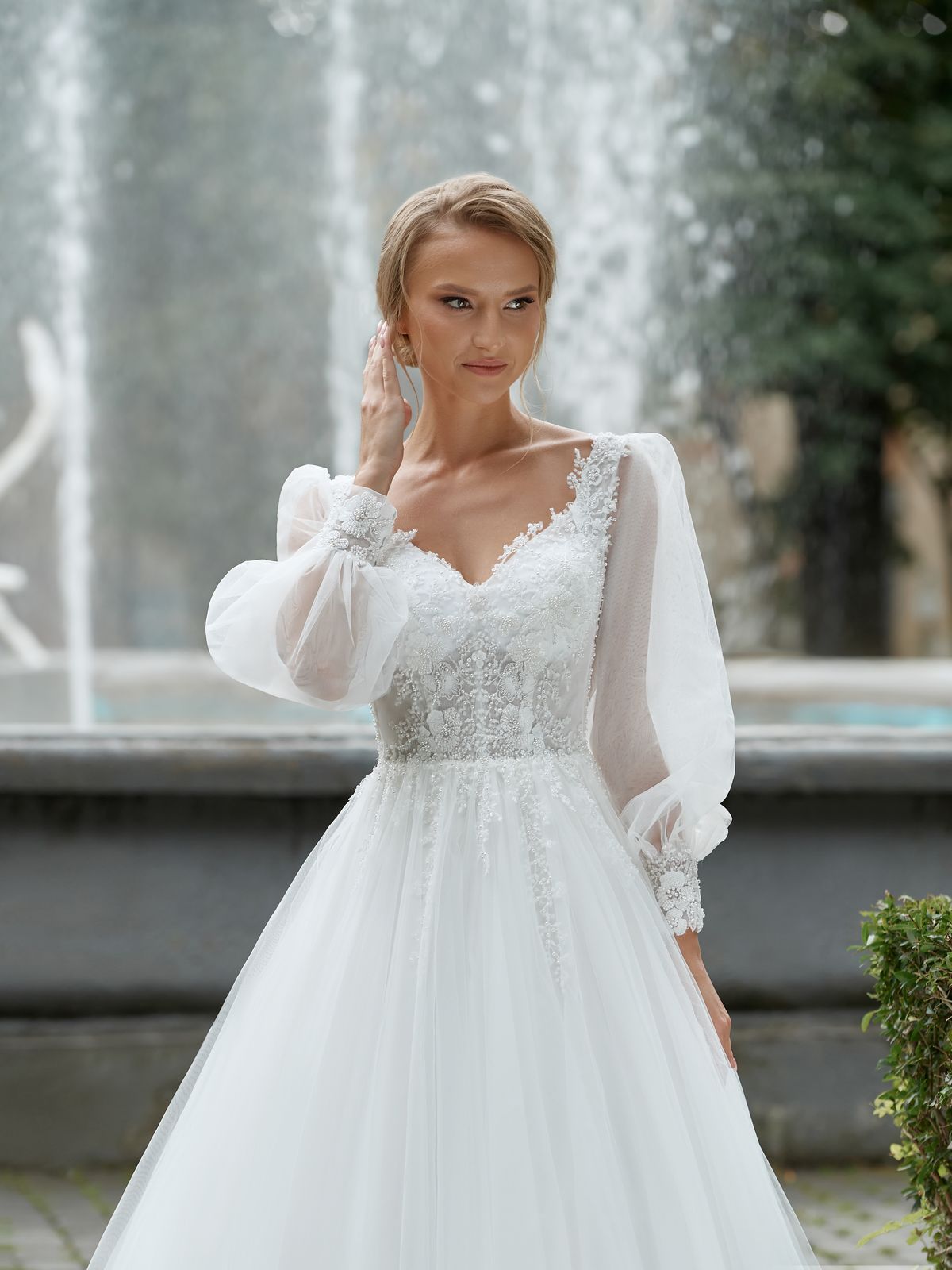 Rochia de mireasă Maia, model 878, colecția Royal Elegance