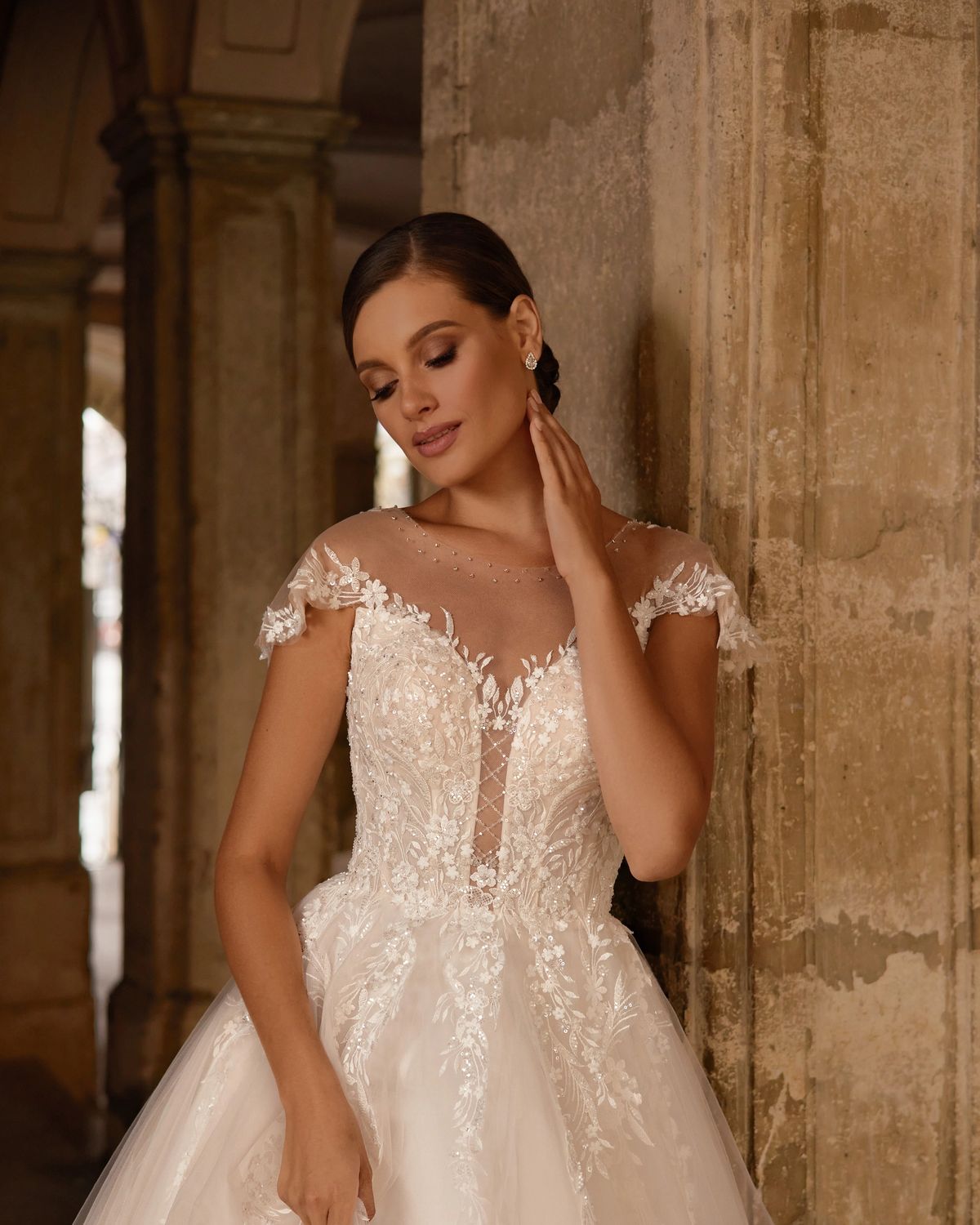 Rochia de mireasă Hortensia, model 975, colecția Sunshine