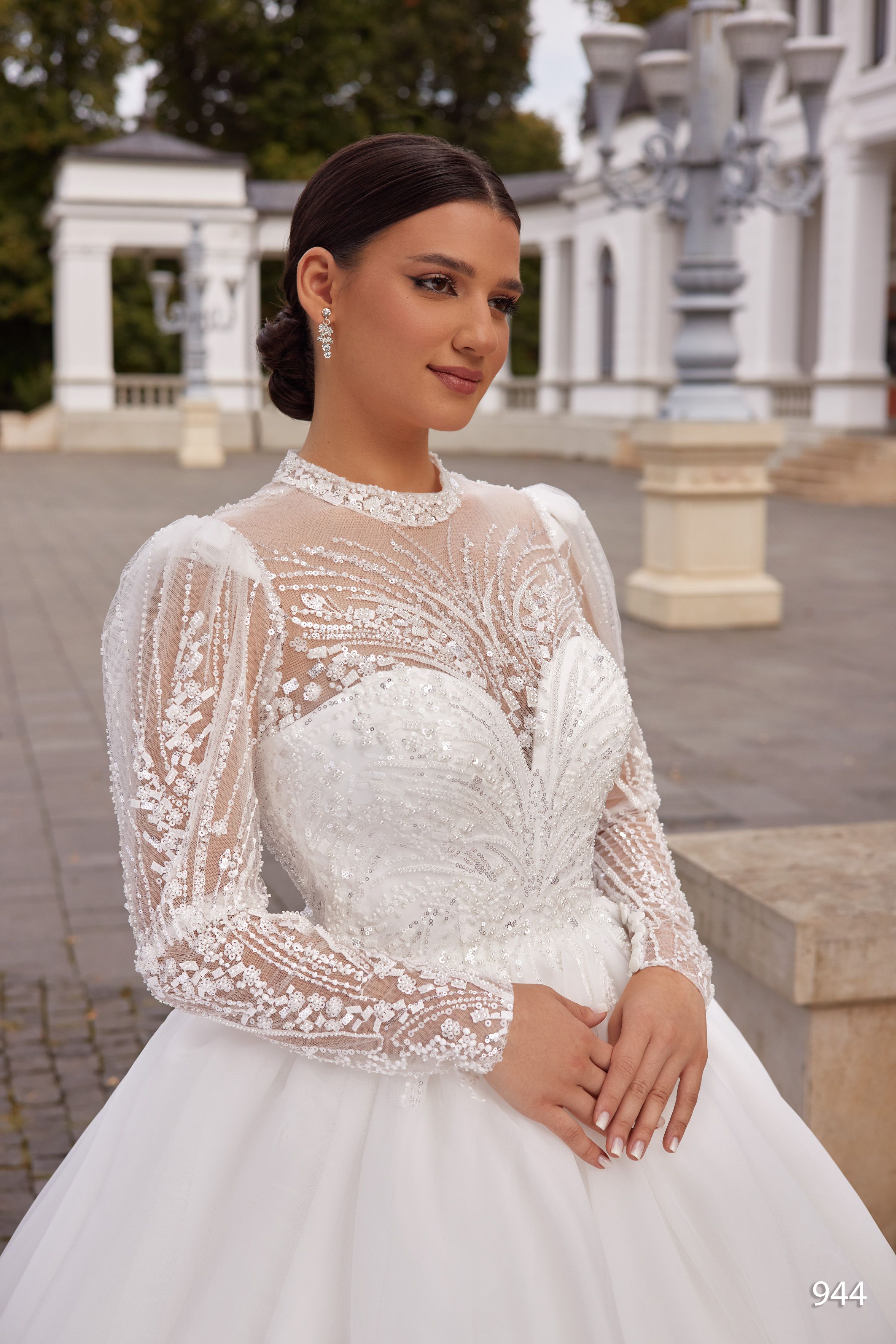 Rochia de mireasă Virginia, model 944, colecția Sunshine